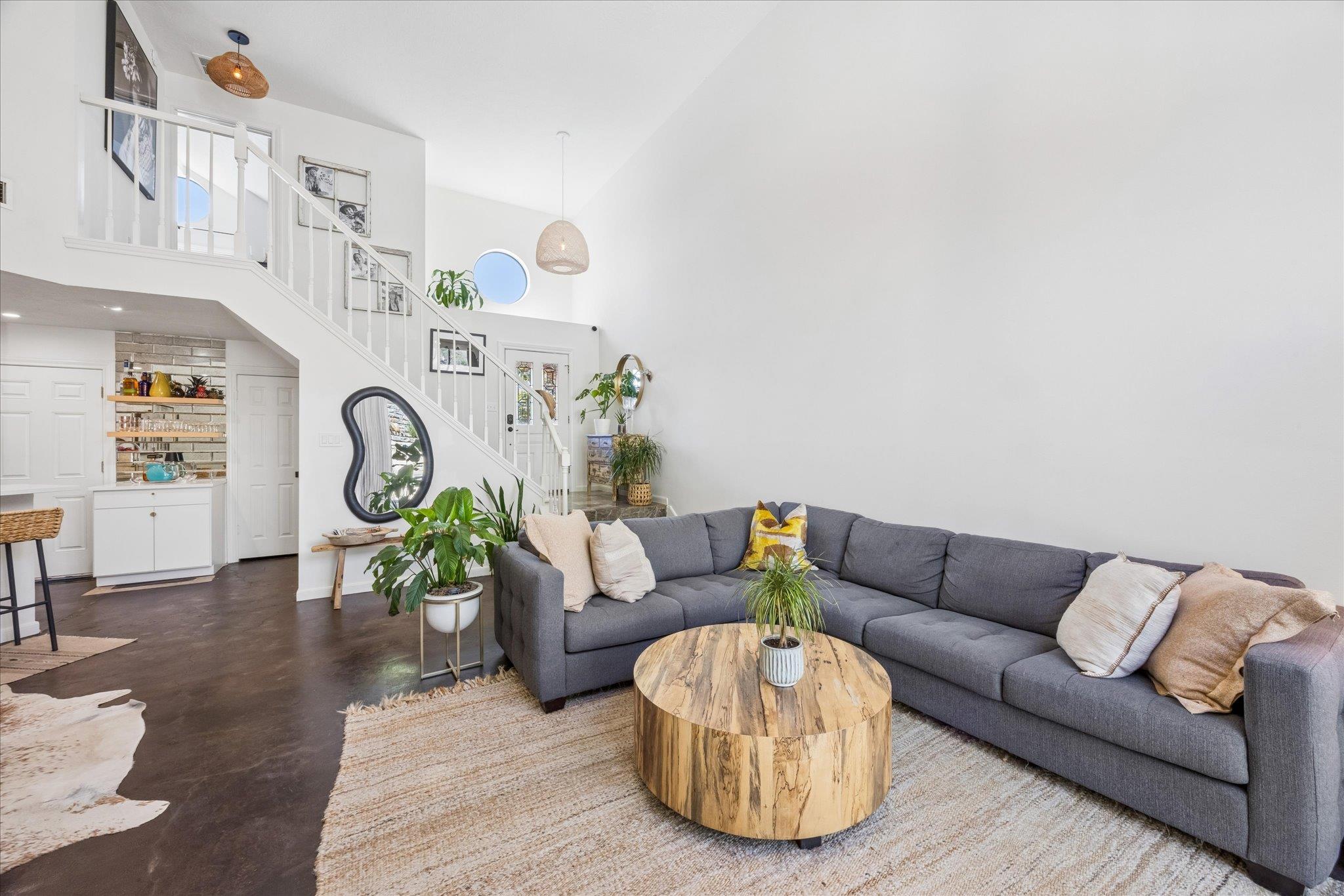 6602 Mesa Hollow Dr, Austin, TX 78750