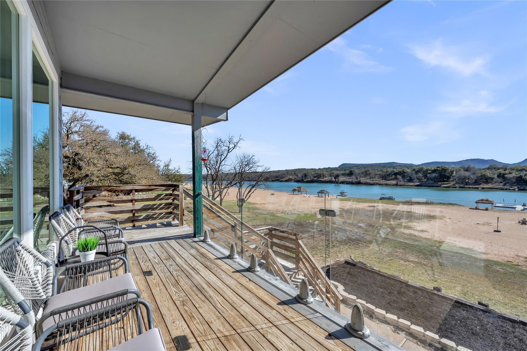 4306 River Oaks Dr, Kingsland, TX 78639