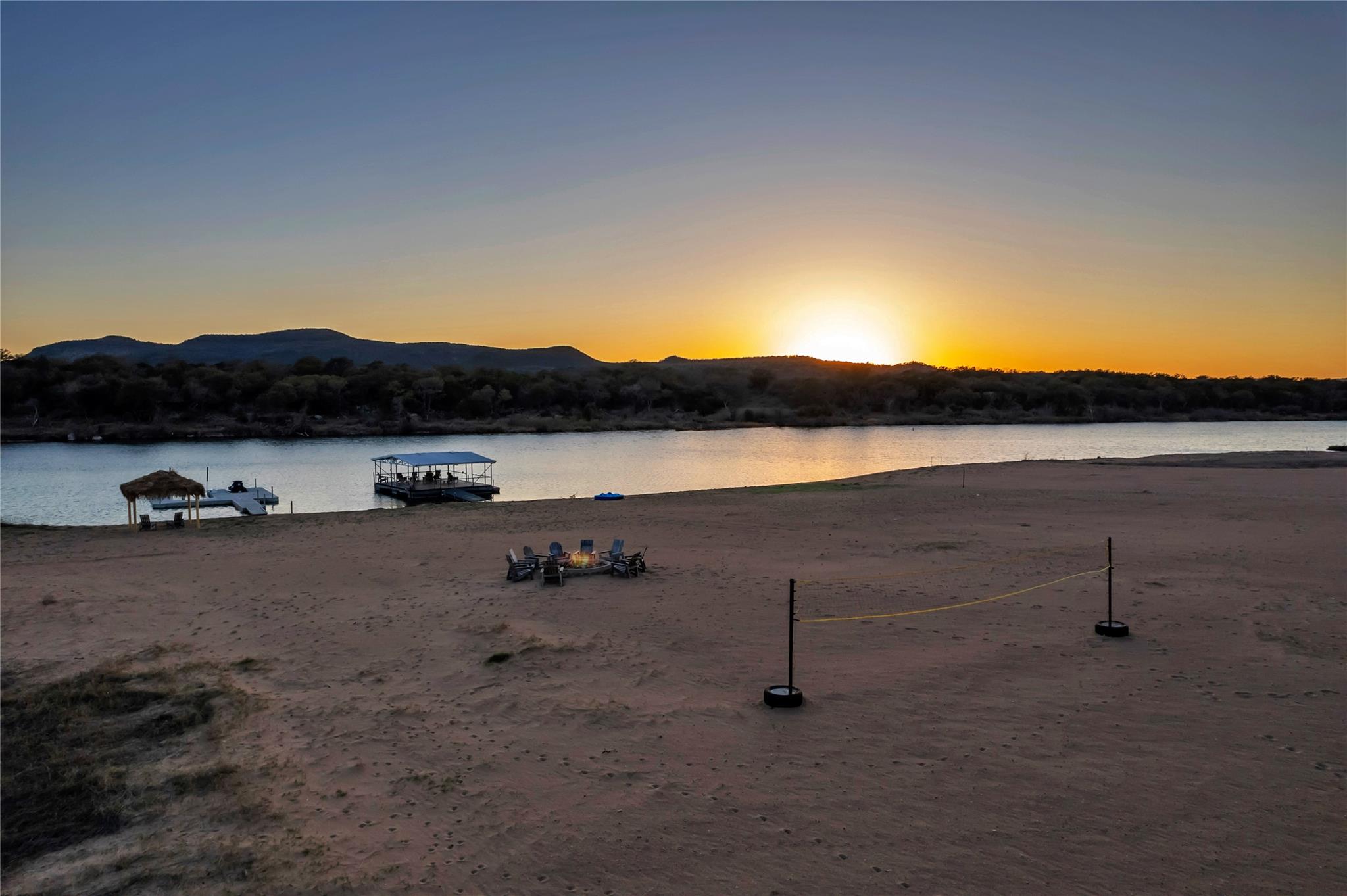 4306 River Oaks Dr, Kingsland, TX 78639