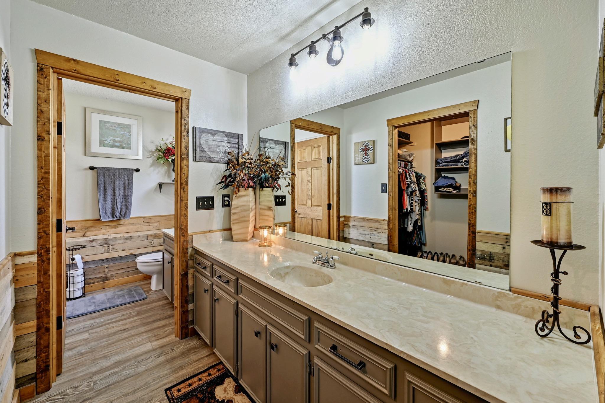 21506 Horseshoe Loop, Lago Vista, TX 78645