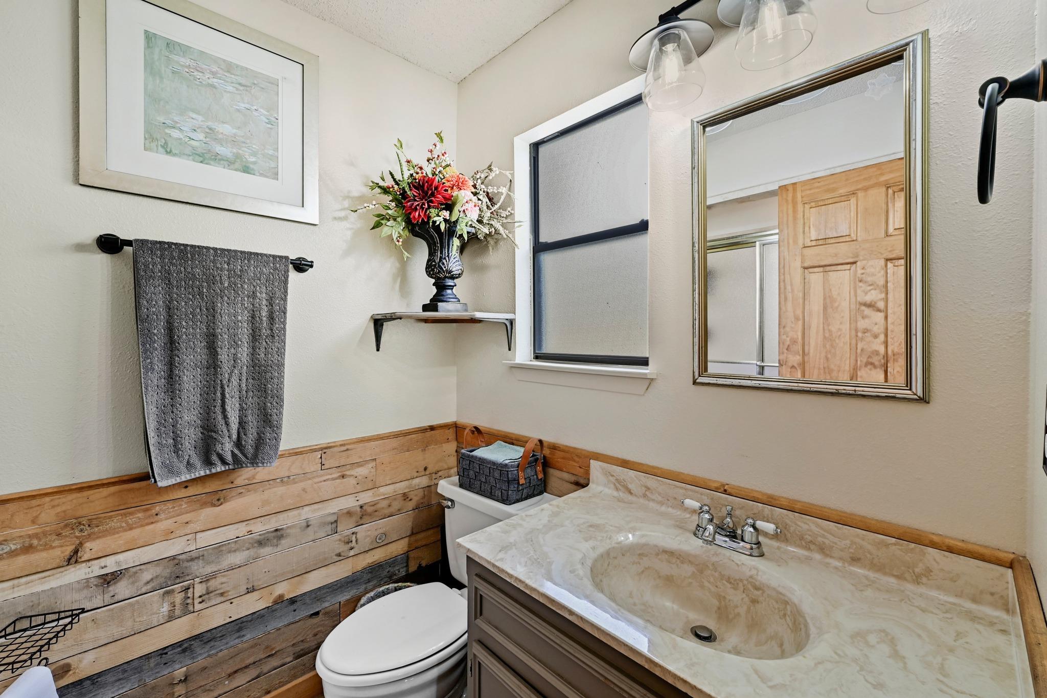 21506 Horseshoe Loop, Lago Vista, TX 78645