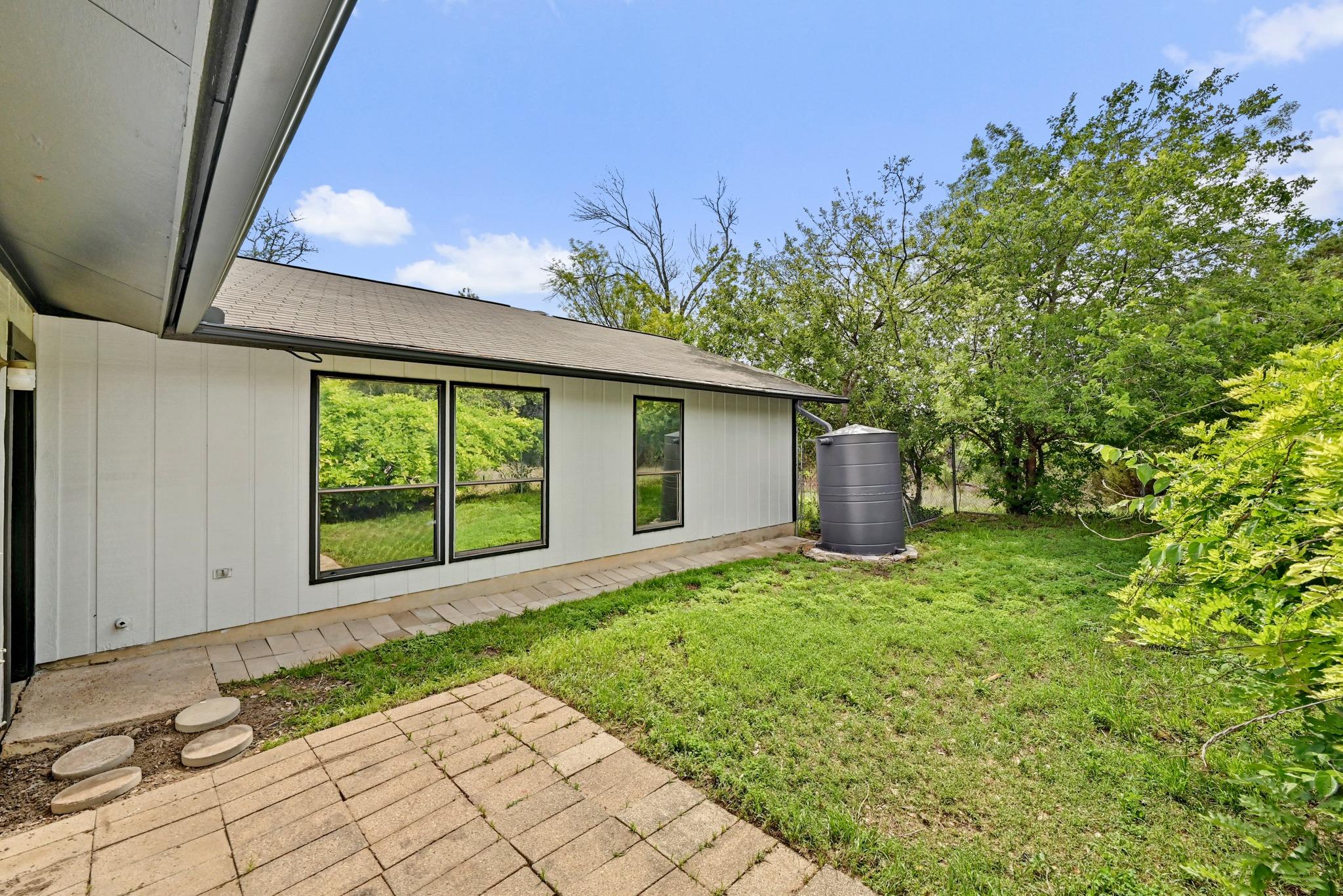 21506 Horseshoe Loop, Lago Vista, TX 78645