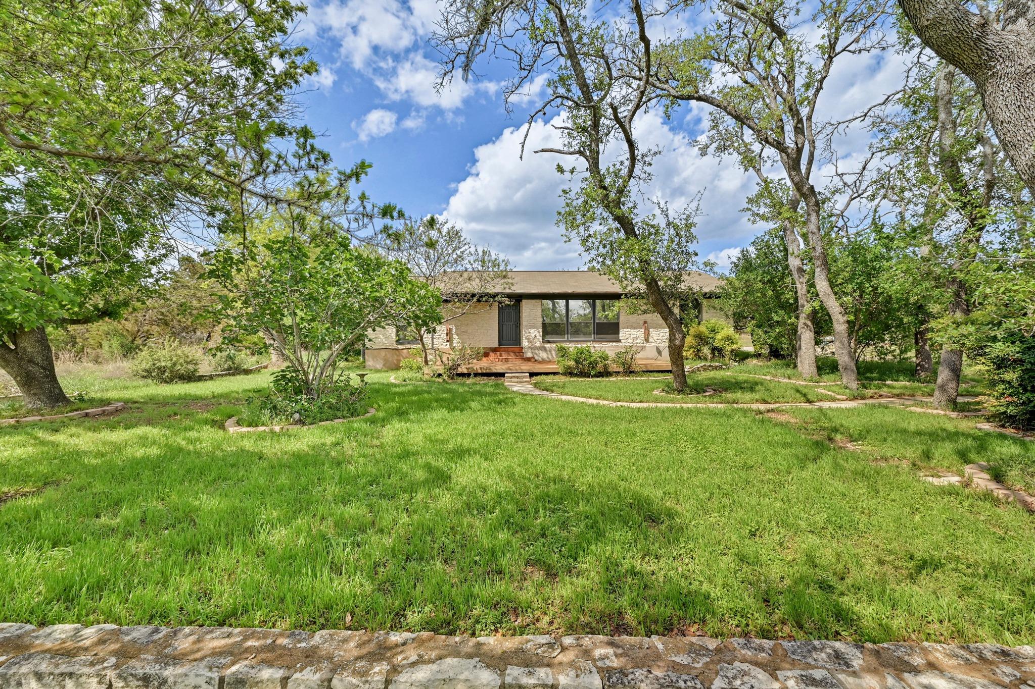 21506 Horseshoe Loop, Lago Vista, TX 78645