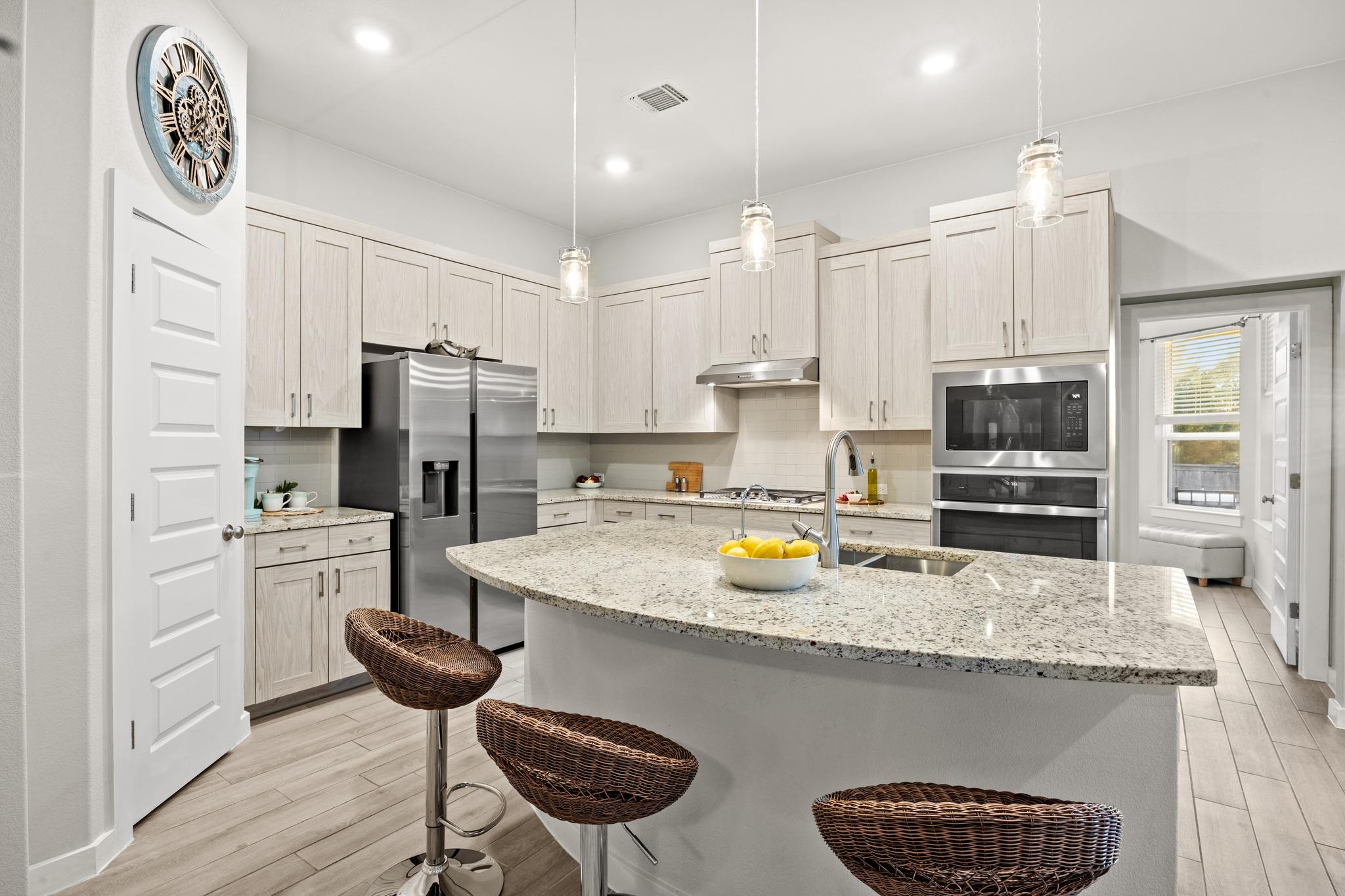 2005 Stirling St, Leander, TX 78641