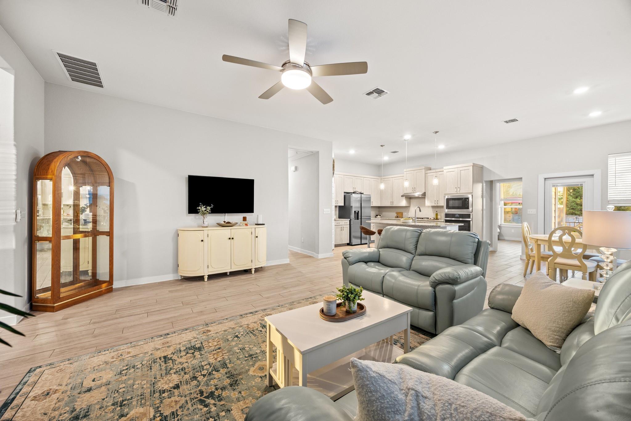 2005 Stirling St, Leander, TX 78641