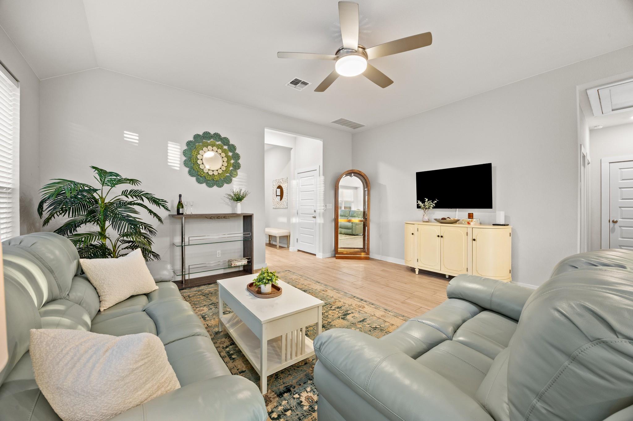 2005 Stirling St, Leander, TX 78641