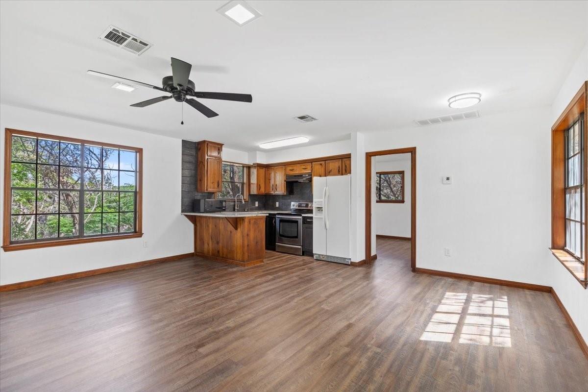 502 Grace Ln, Austin, TX 78746