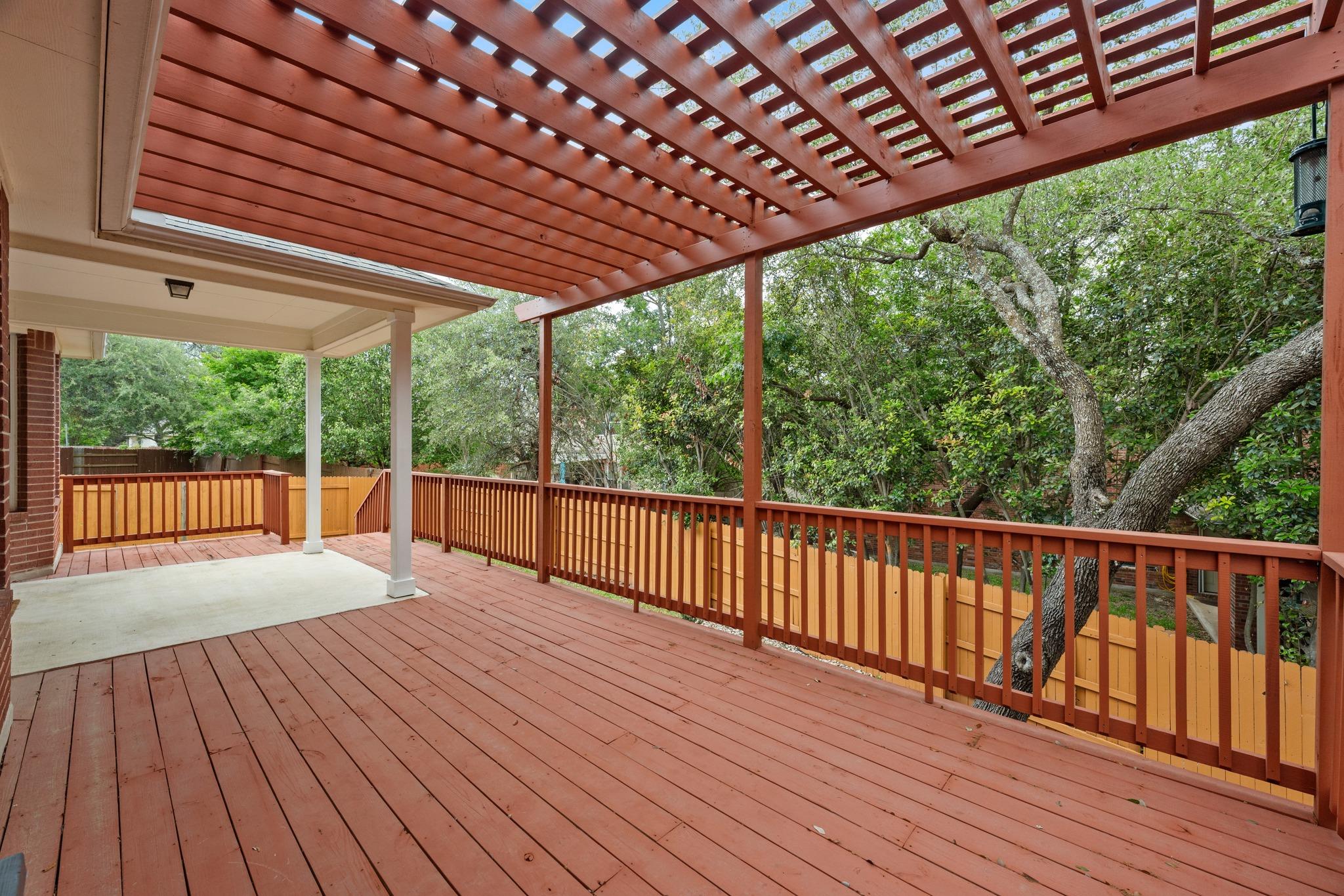 703 S Frontier Ln, Cedar Park, TX 78613