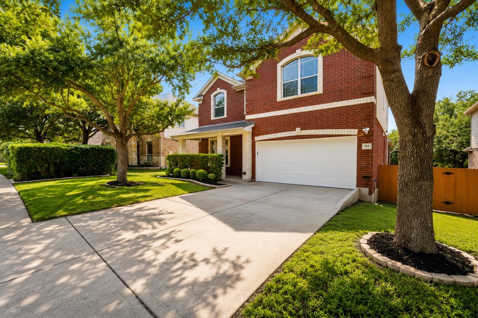 703 S Frontier Ln, Cedar Park, TX 78613