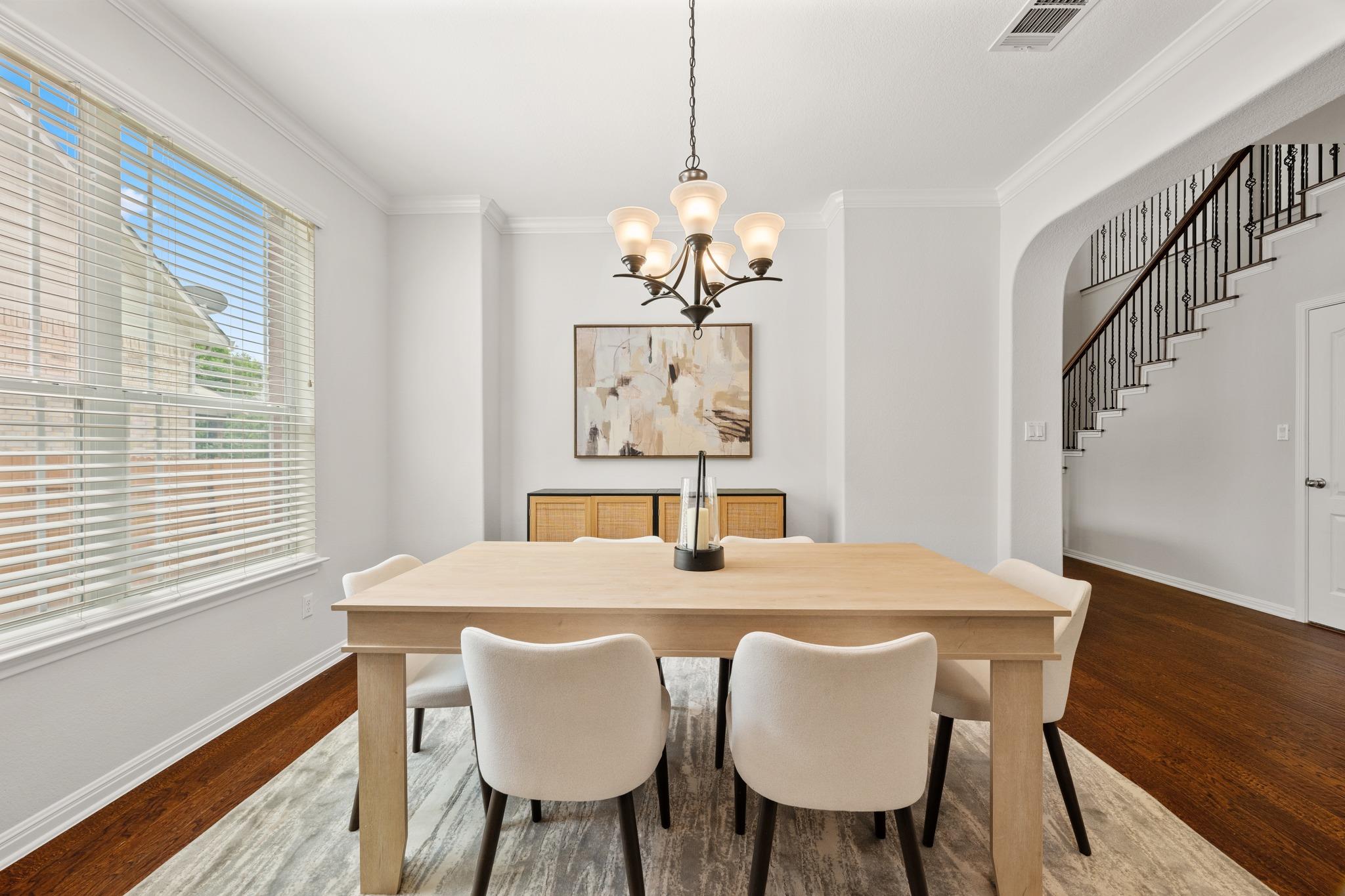 703 S Frontier Ln, Cedar Park, TX 78613