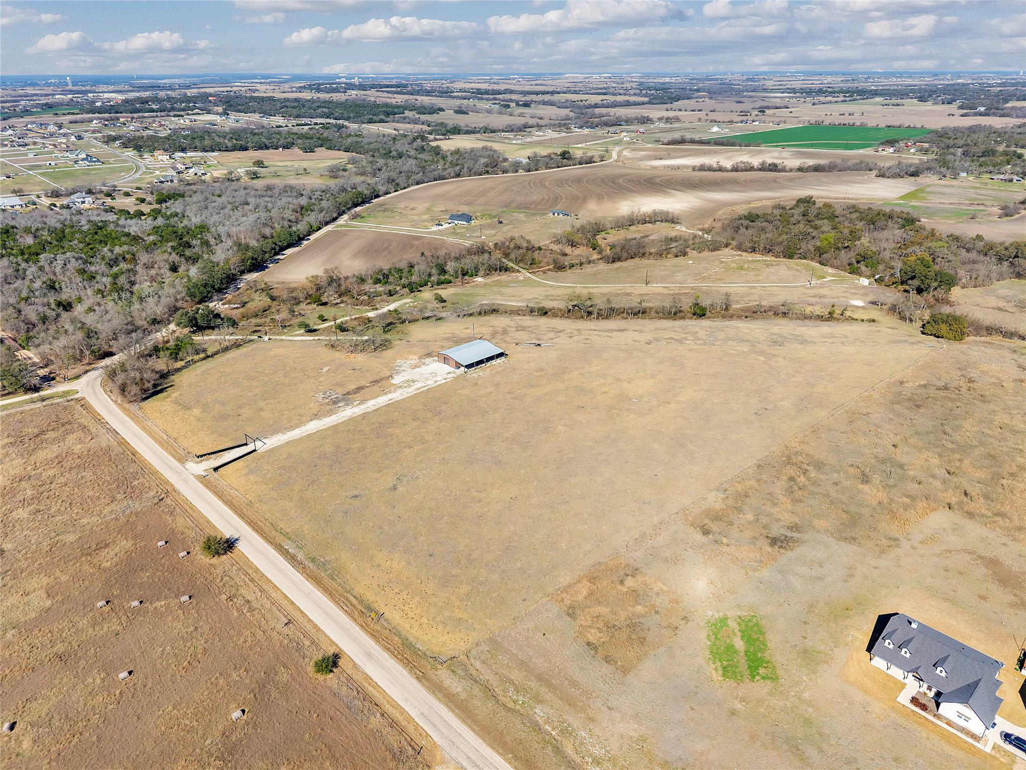 779 County Road 329 Rd, Granger, TX 76530