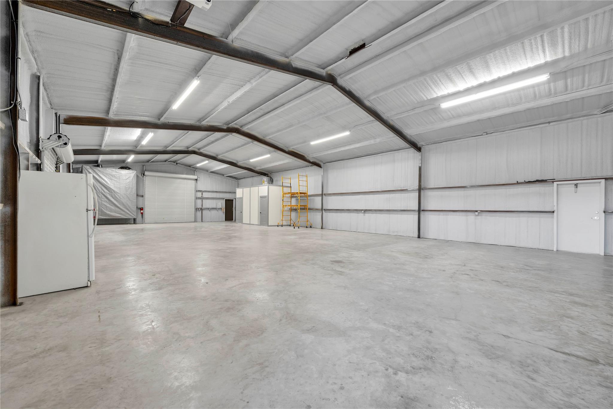 779 County Road 329 Rd, Granger, TX 76530