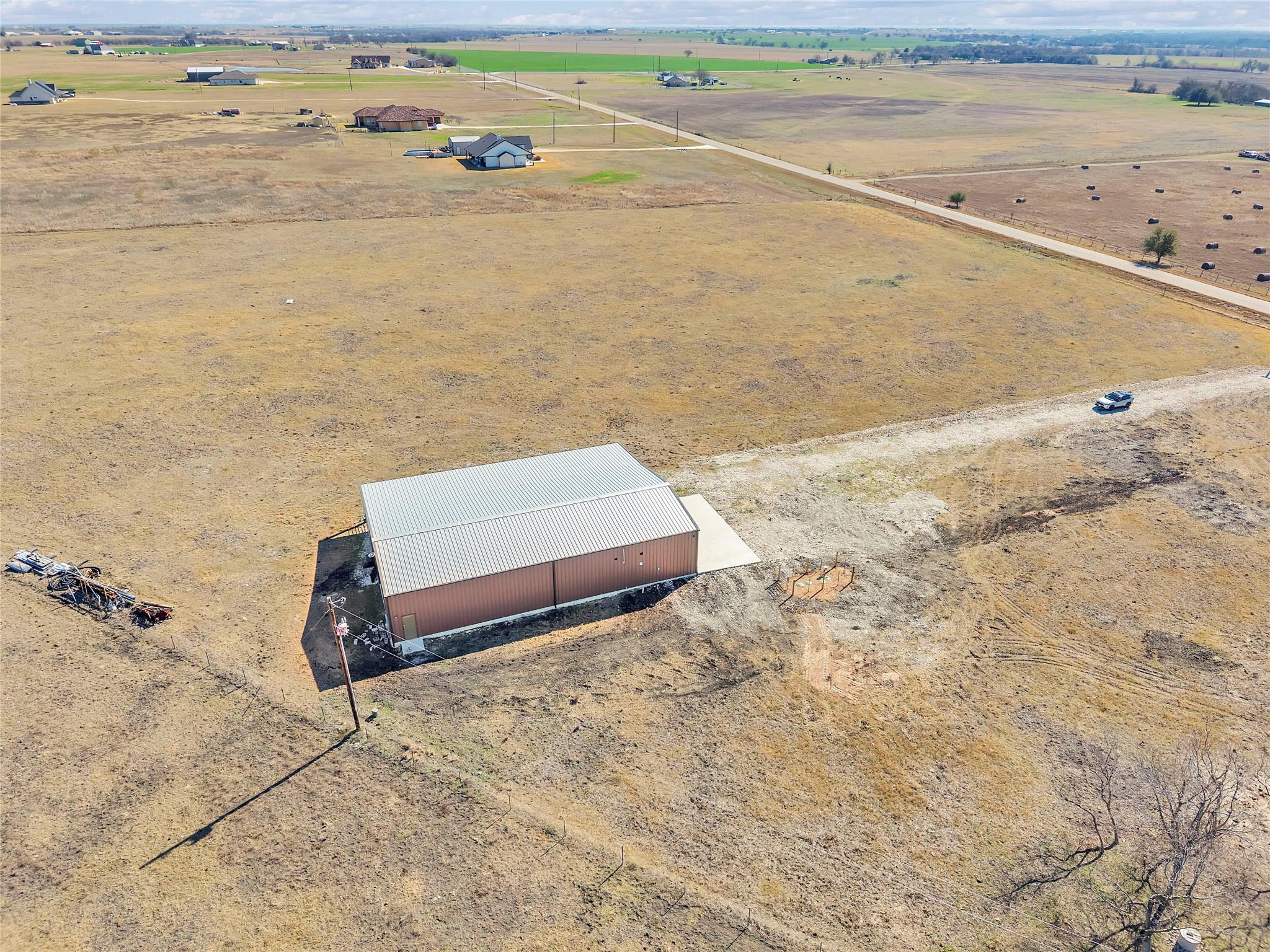 779 County Road 329 Rd, Granger, TX 76530