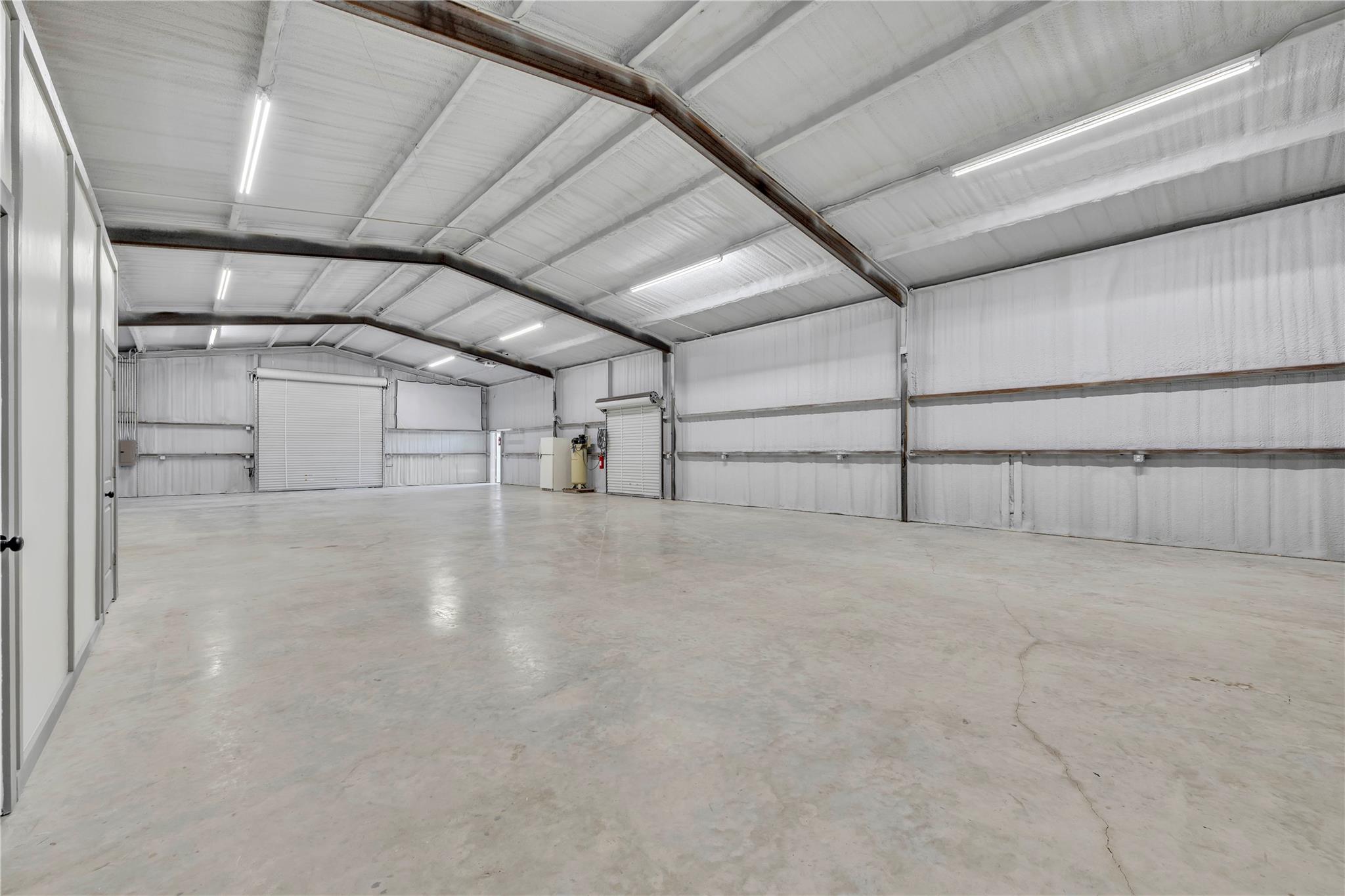 779 County Road 329 Rd, Granger, TX 76530