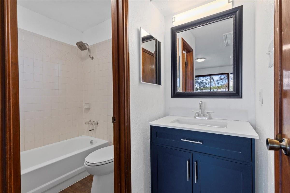 502 Grace Ln, Austin, TX 78746