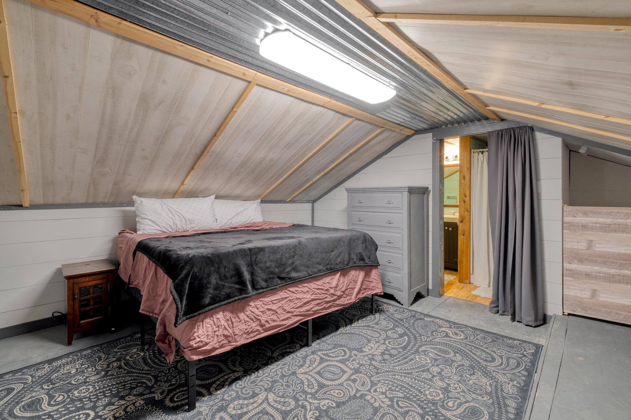 107 N Brazos St, Granger, TX 76530