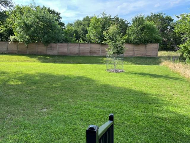 319 Essex Ln, Georgetown, TX 78633