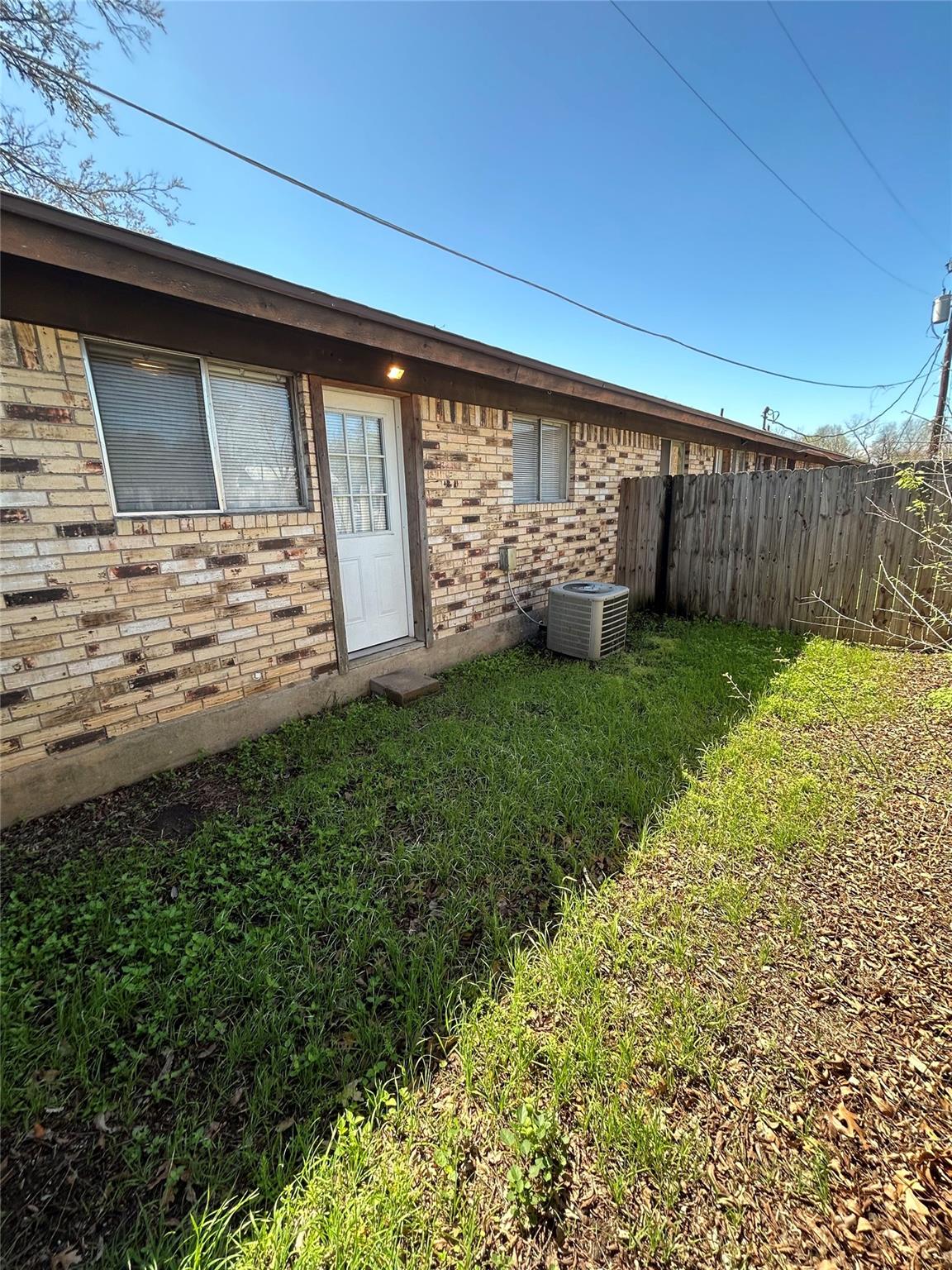 908 Emile St # 12, Bastrop, TX 78602