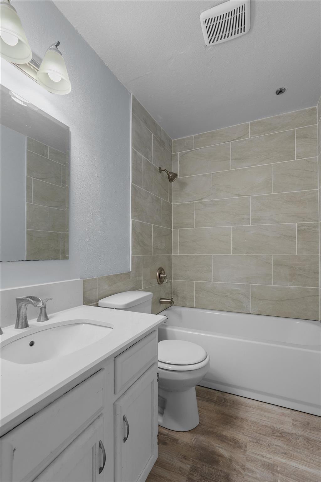 3004 Whisper Oaks Ln # B, Georgetown, TX 78628