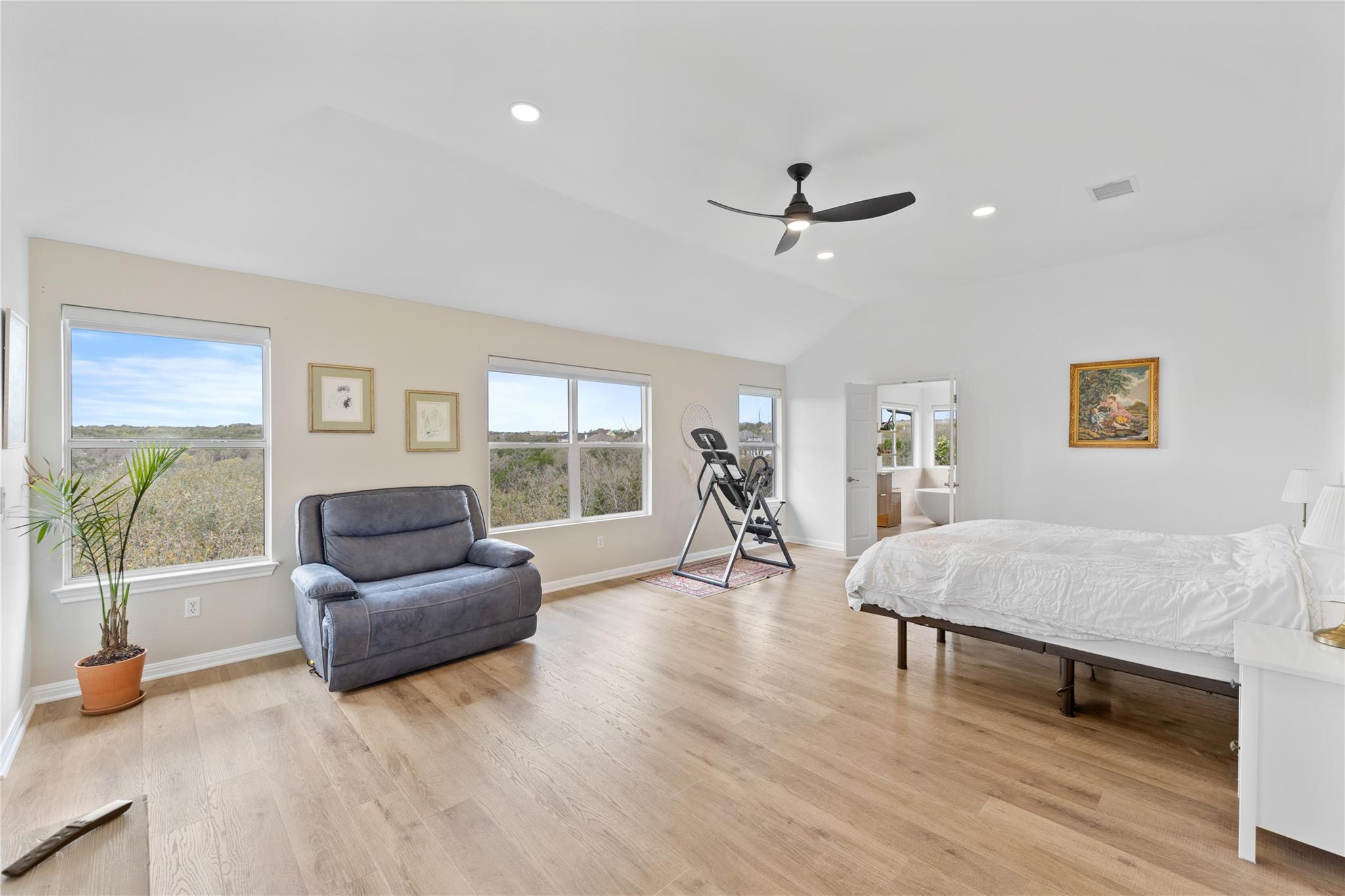 9568 Indigo Brush Dr, Austin, TX 78726