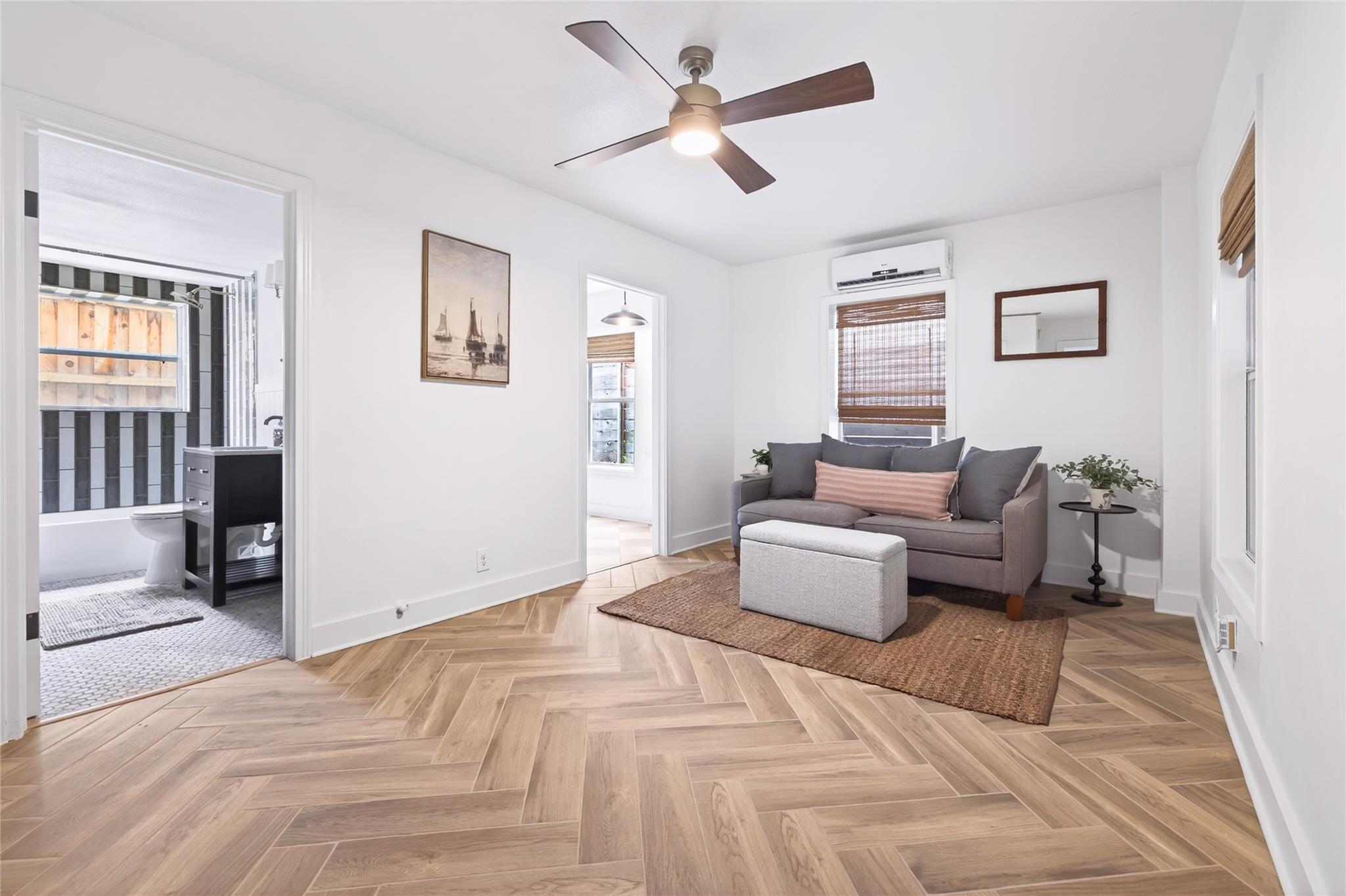 1706 PALMA PZ # A, Austin, TX 78703