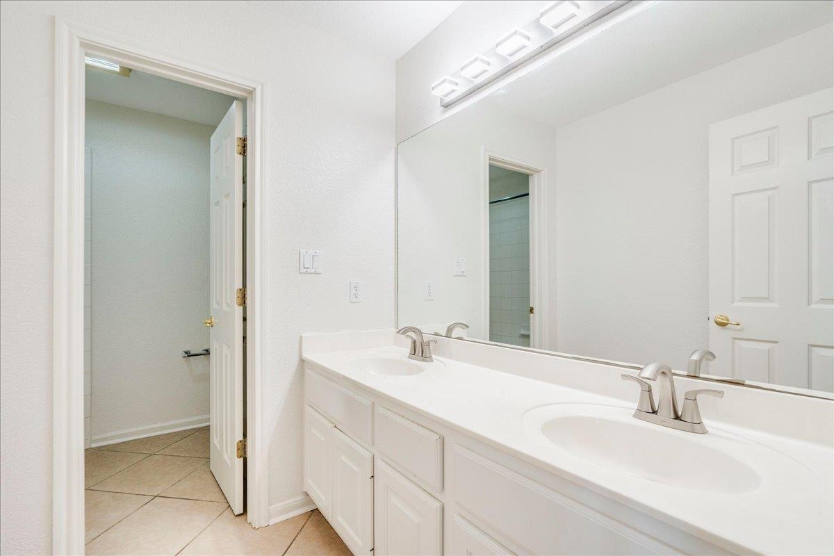 1903 Wood Glen Dr, Round Rock, TX 78681