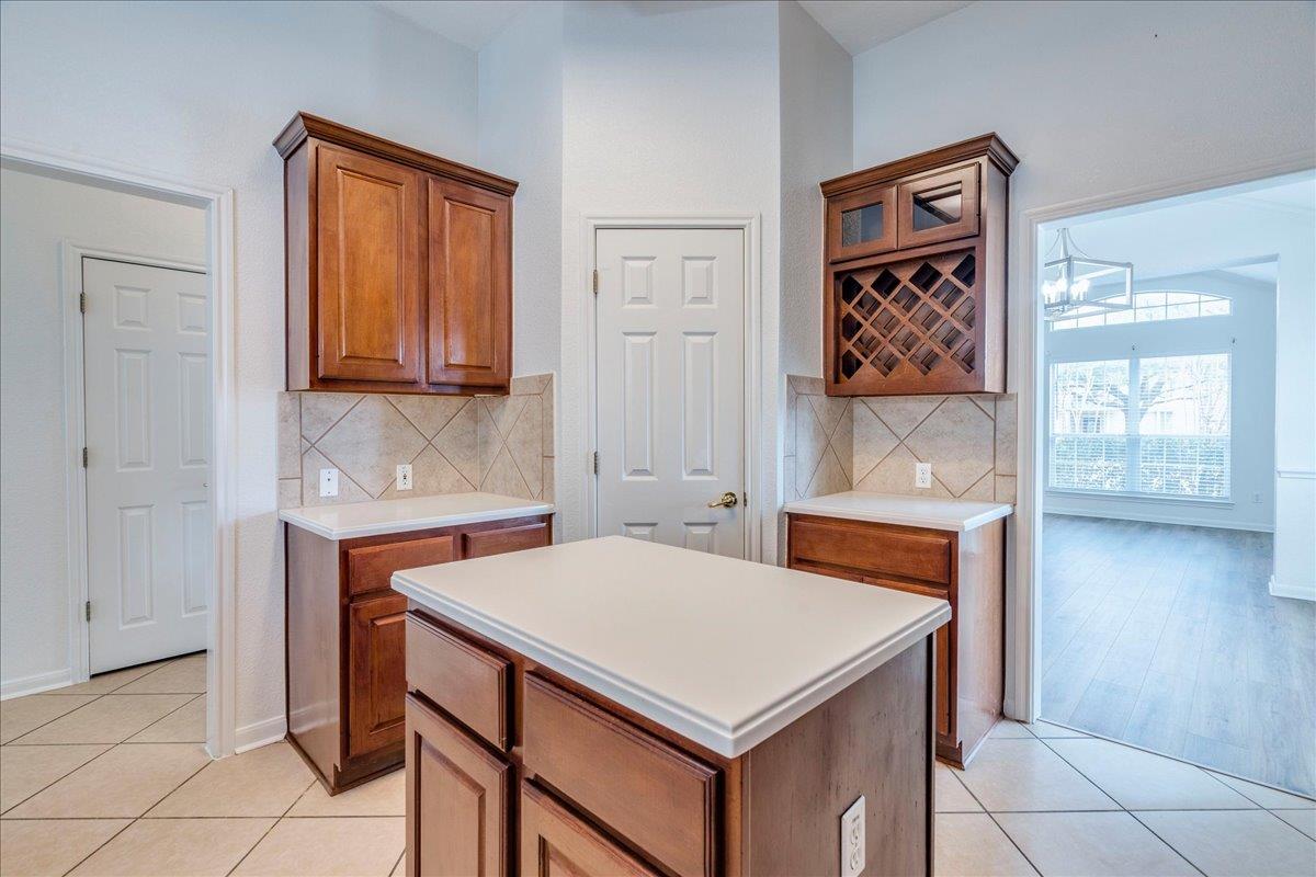 1903 Wood Glen Dr, Round Rock, TX 78681