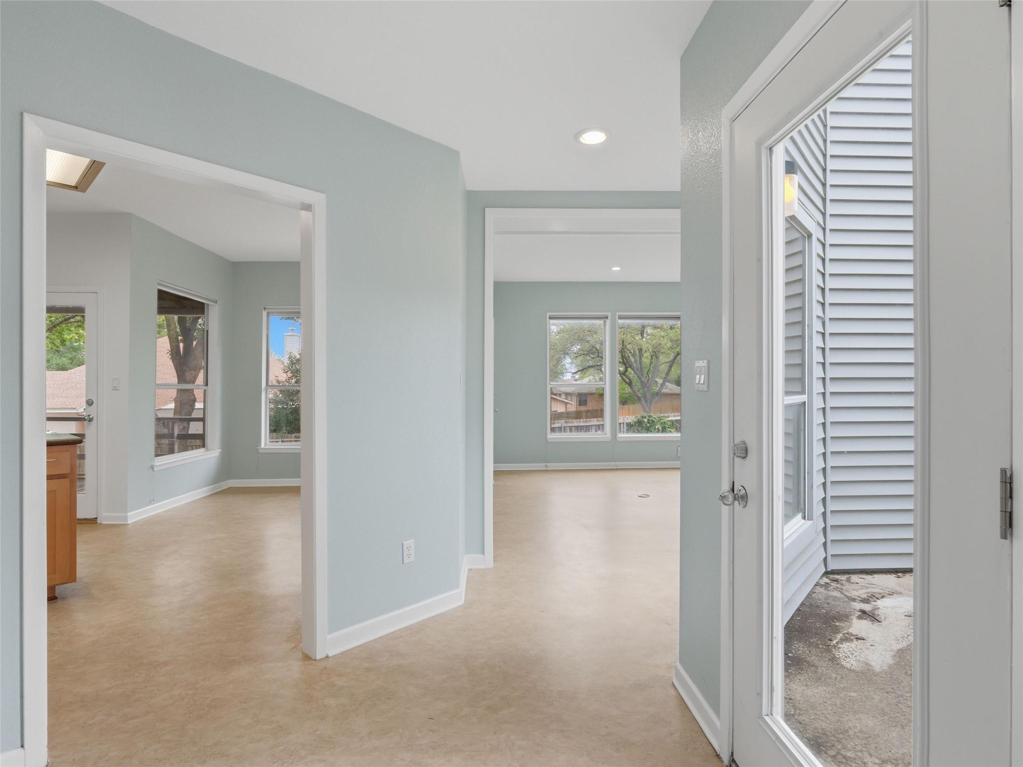 968 Queens Dr, New Braunfels, TX 78130