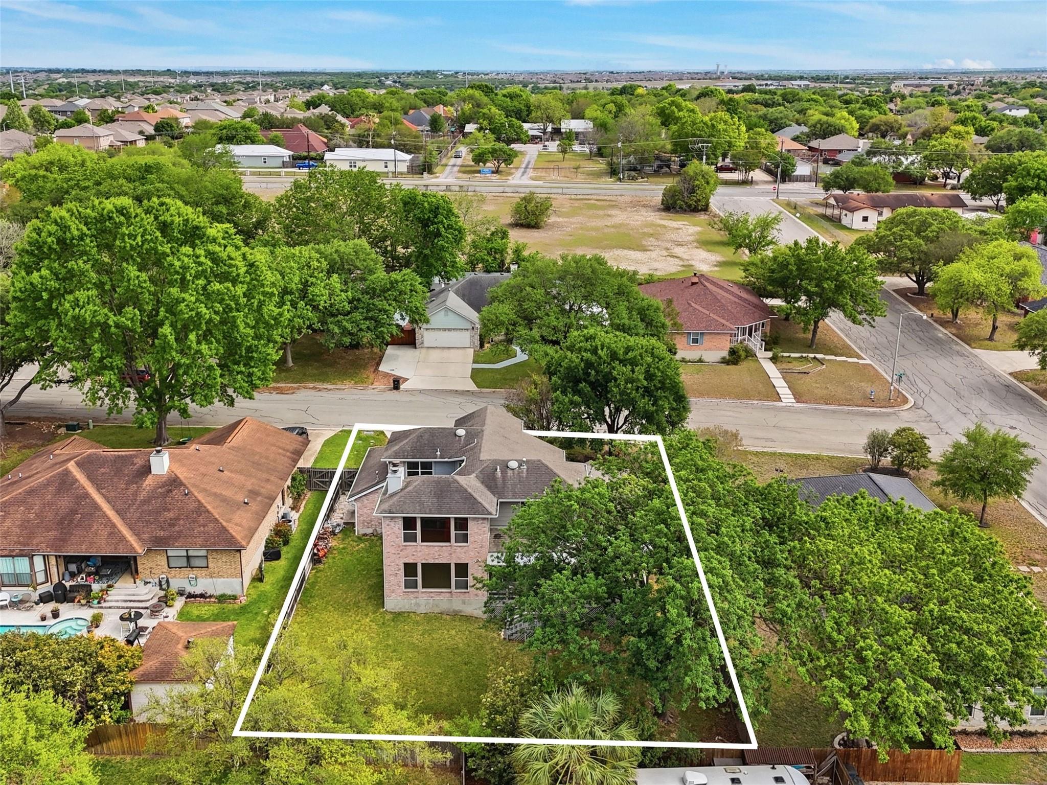 968 Queens Dr, New Braunfels, TX 78130