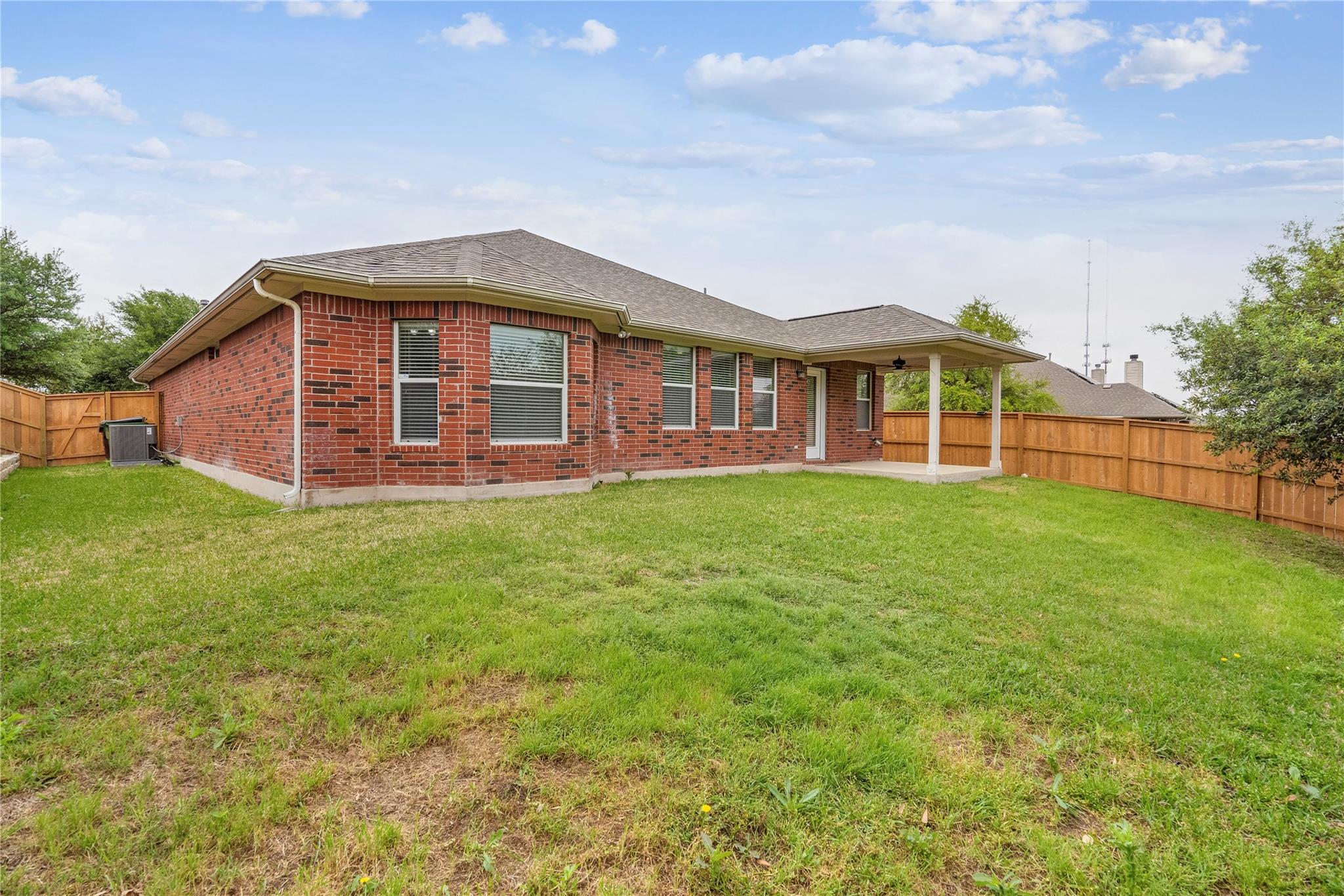 4205 Fairmeadow Dr, Round Rock, TX 78665