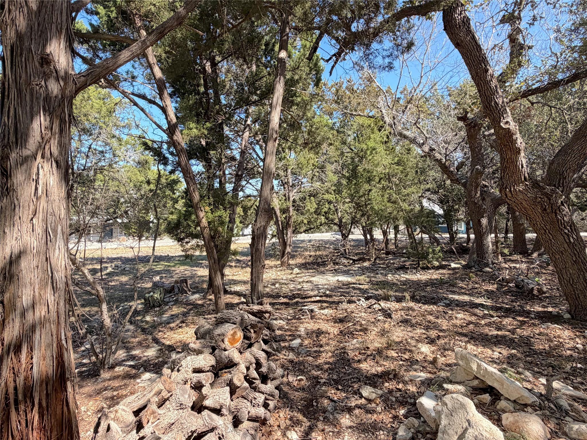 614 Red Oak Woods, Canyon Lake, TX 78133