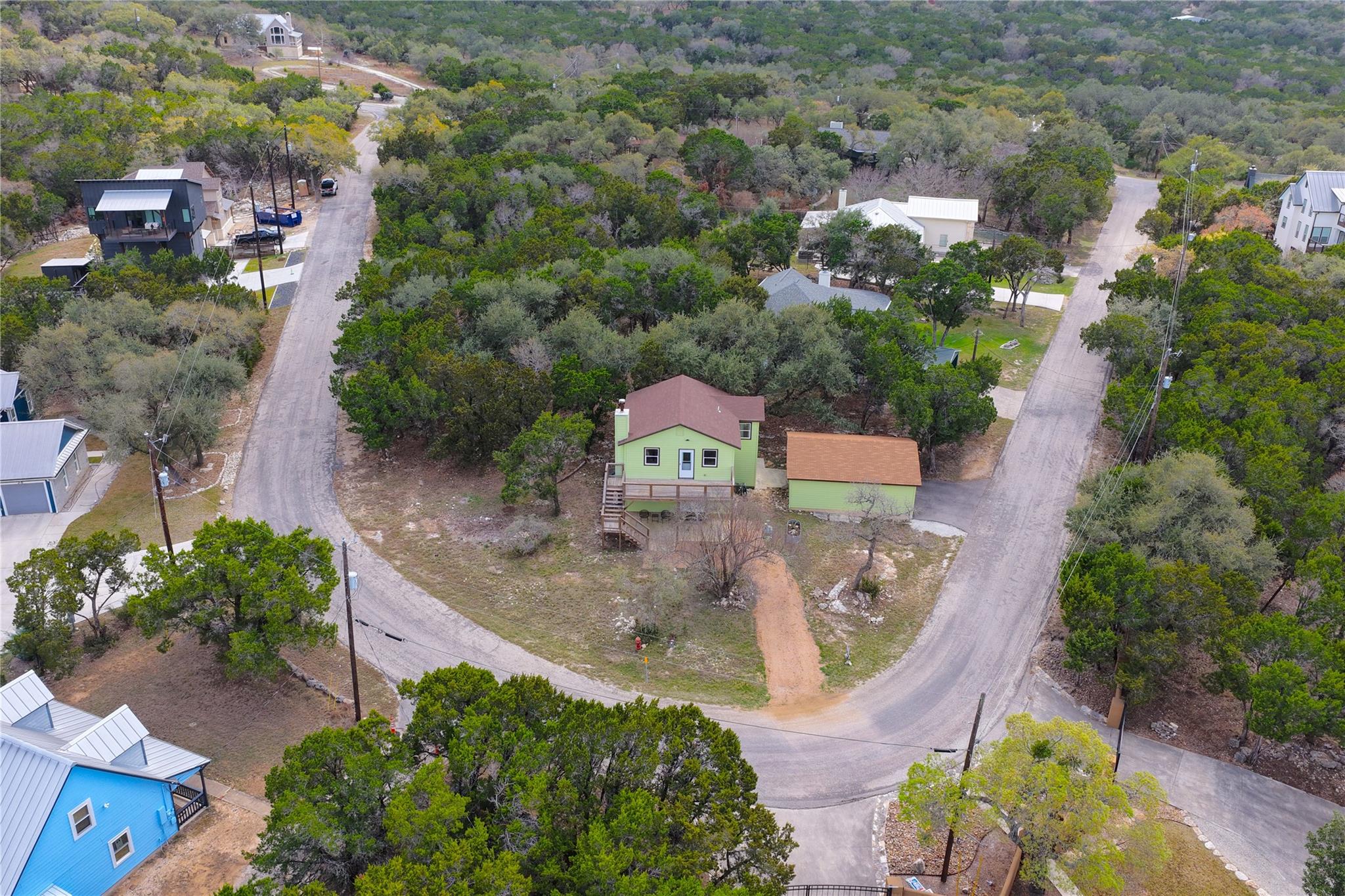 614 Red Oak Woods, Canyon Lake, TX 78133