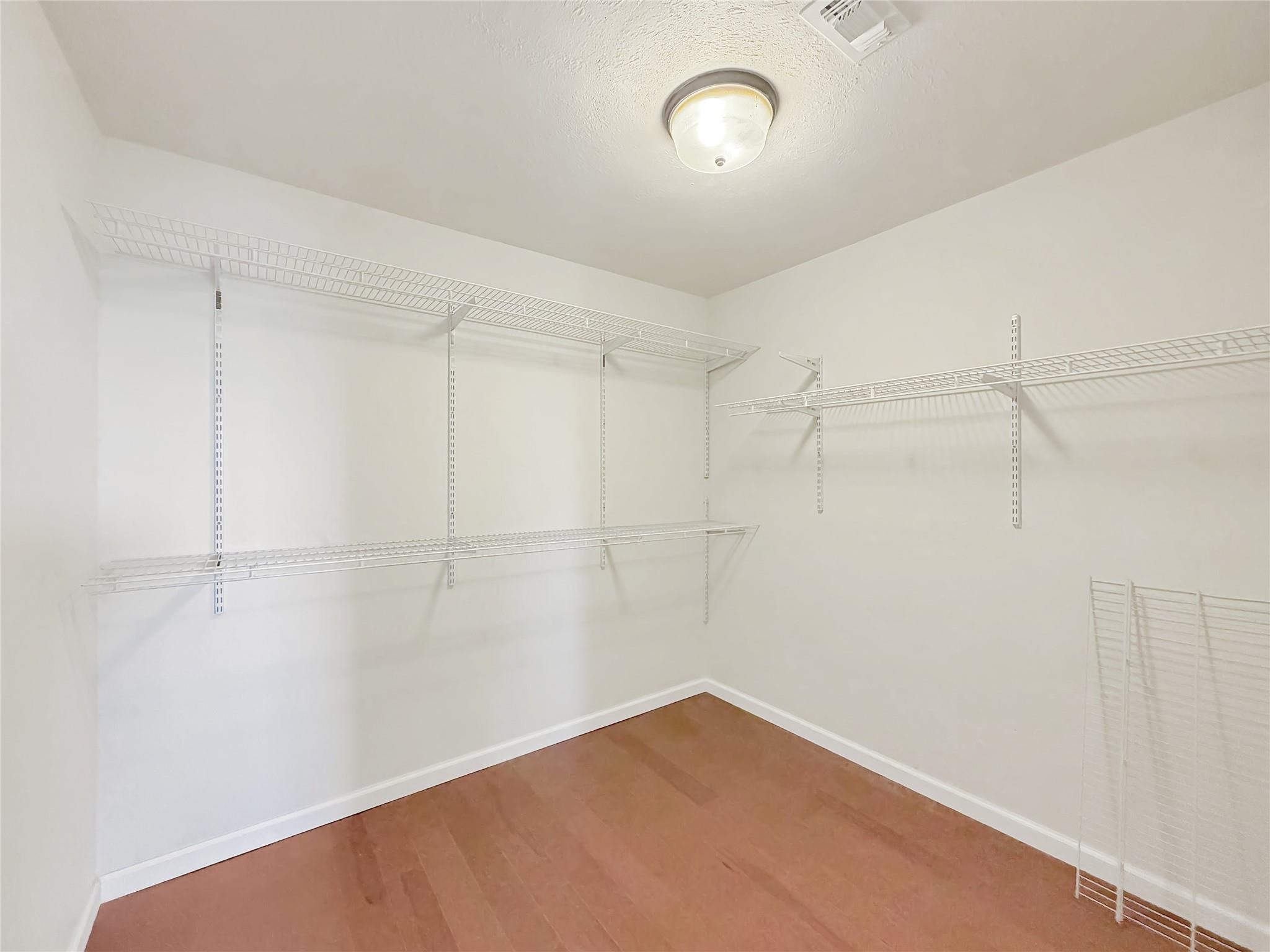 614 Red Oak Woods, Canyon Lake, TX 78133