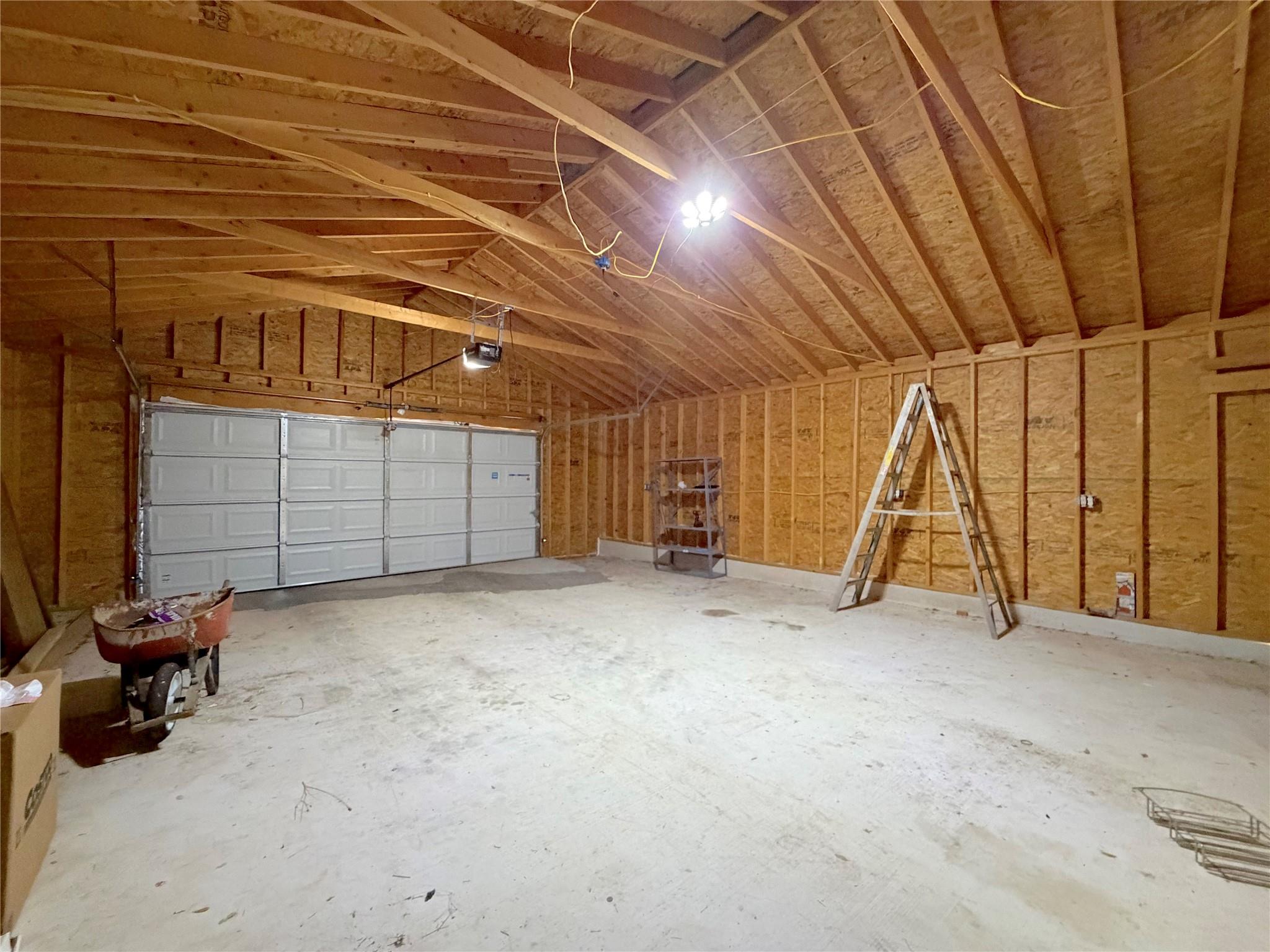 614 Red Oak Woods, Canyon Lake, TX 78133