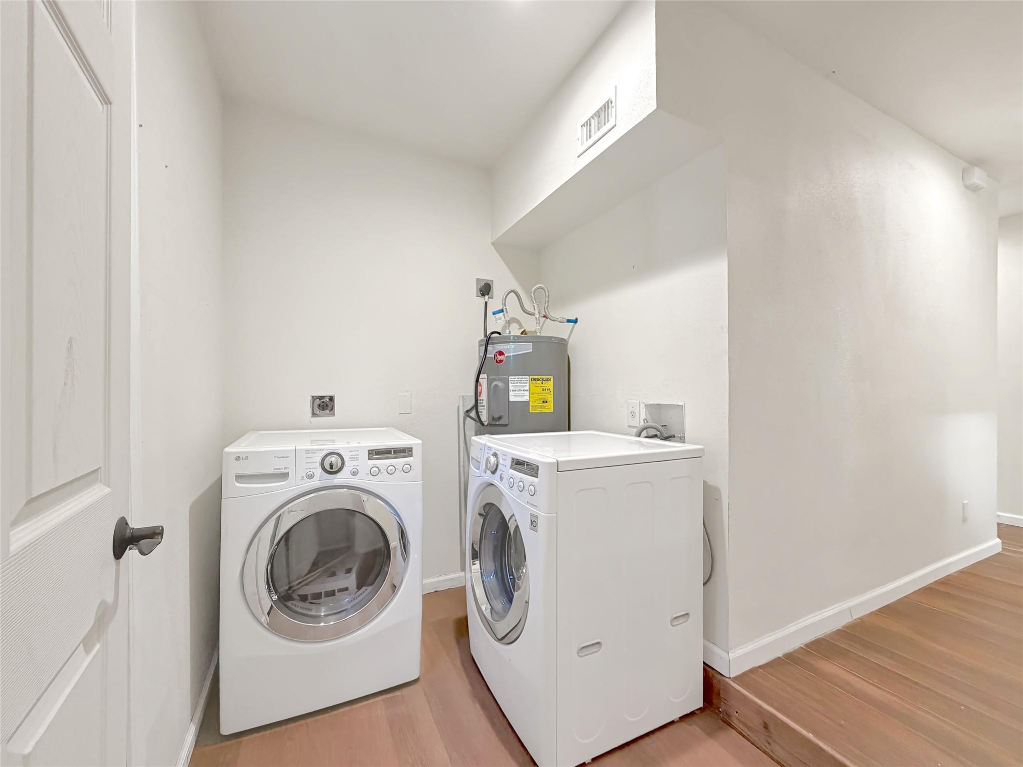 614 Red Oak Woods, Canyon Lake, TX 78133