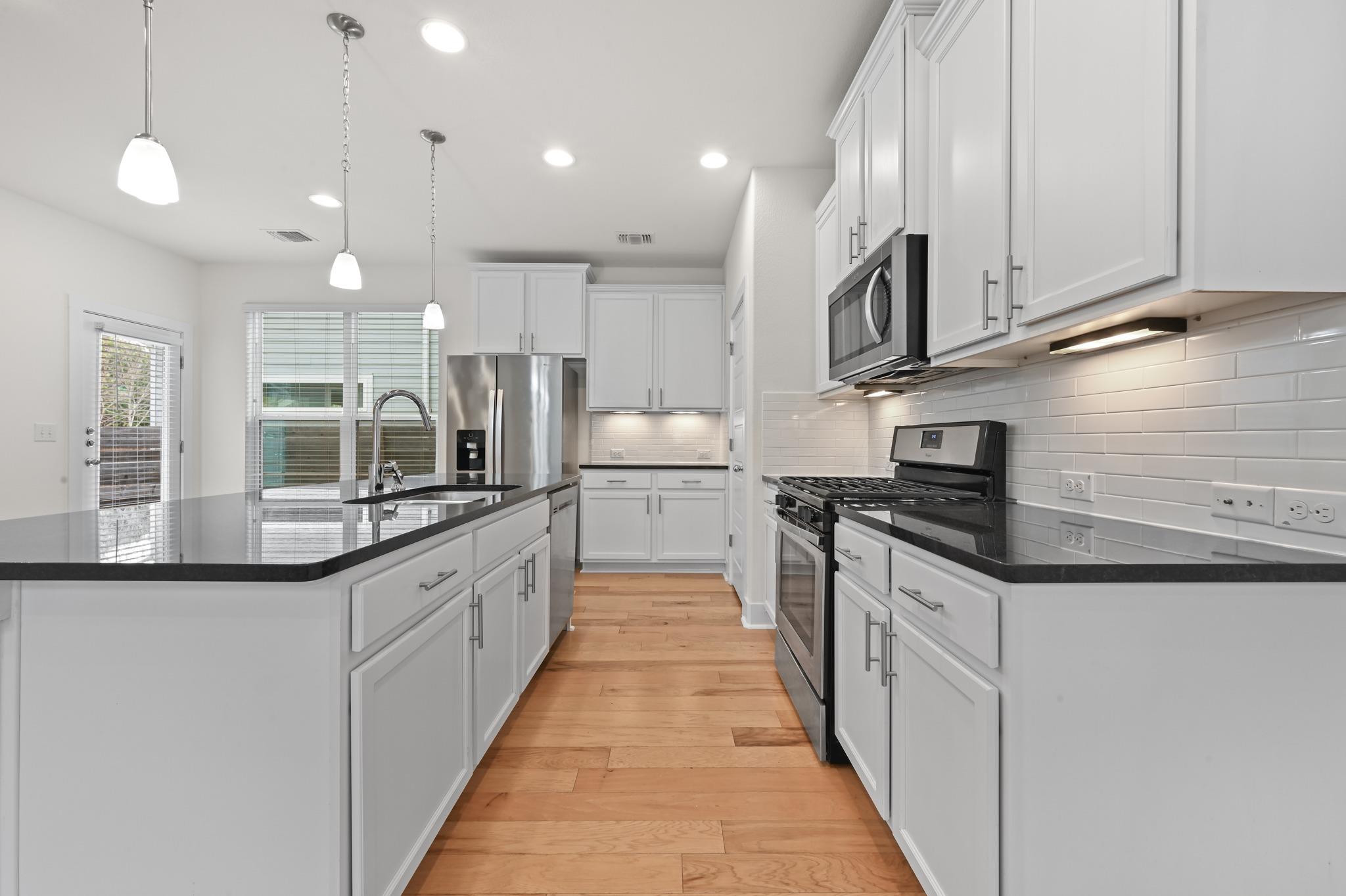 2204 THESEUS Pass, Austin, TX 78741