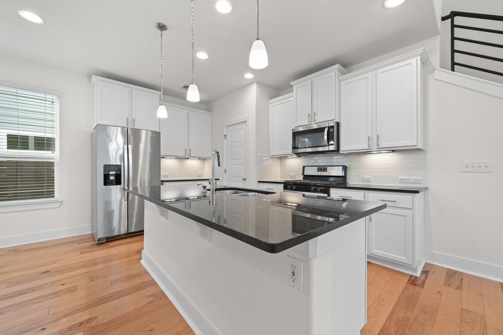 2204 THESEUS Pass, Austin, TX 78741