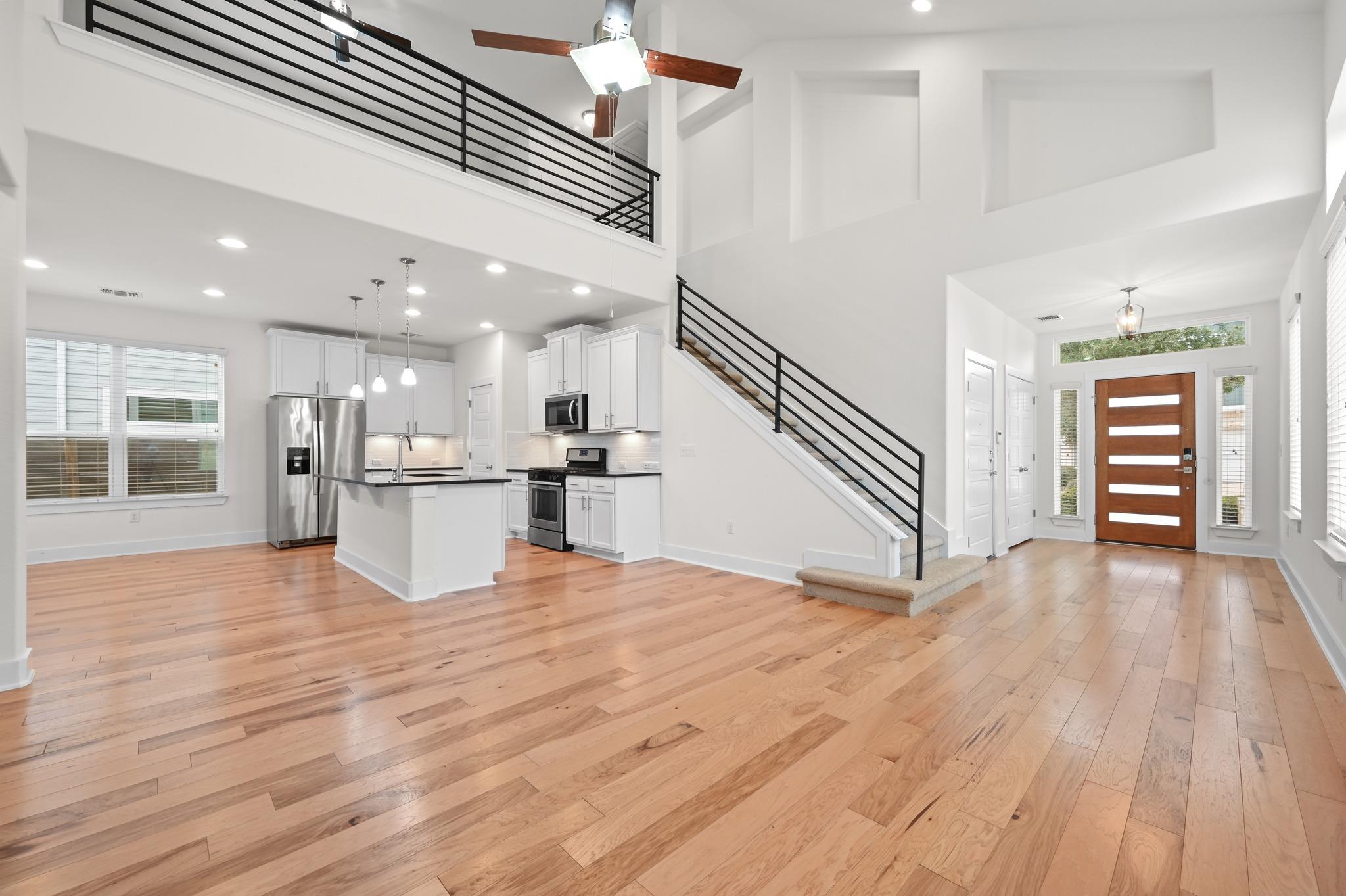 2204 THESEUS Pass, Austin, TX 78741