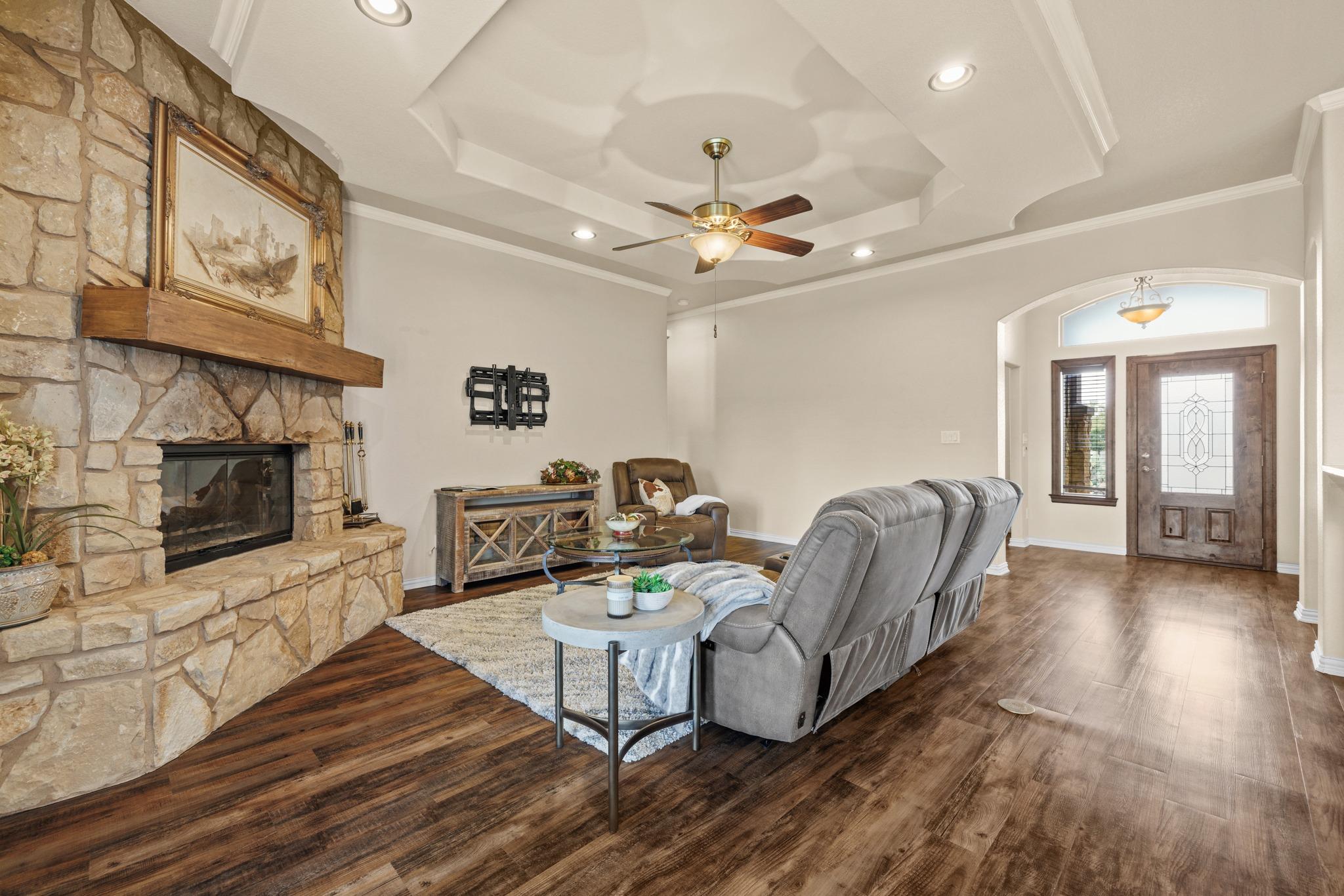 204 Skyline Rd, Georgetown, TX 78628