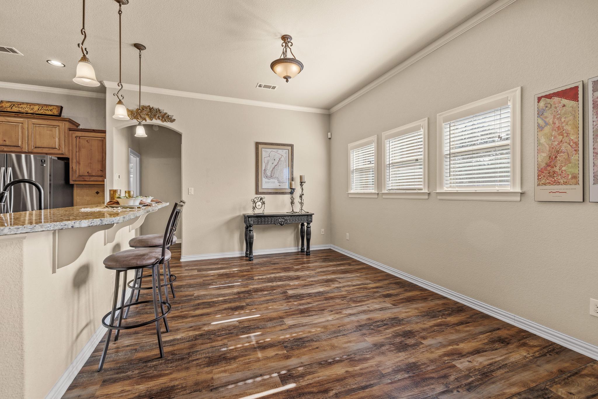 204 Skyline Rd, Georgetown, TX 78628