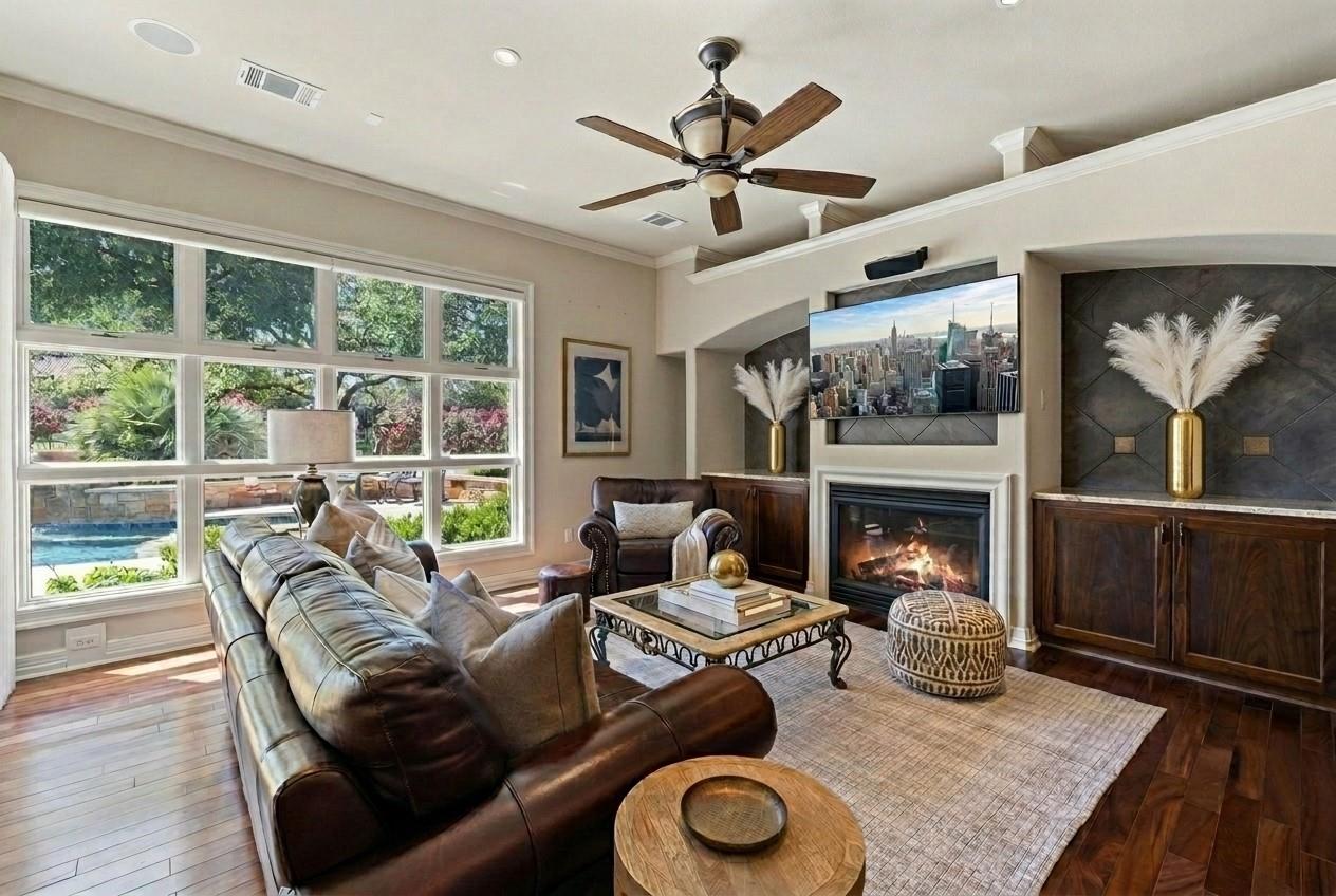 27435 Waterfall Hill Pkwy, Spicewood, TX 78669