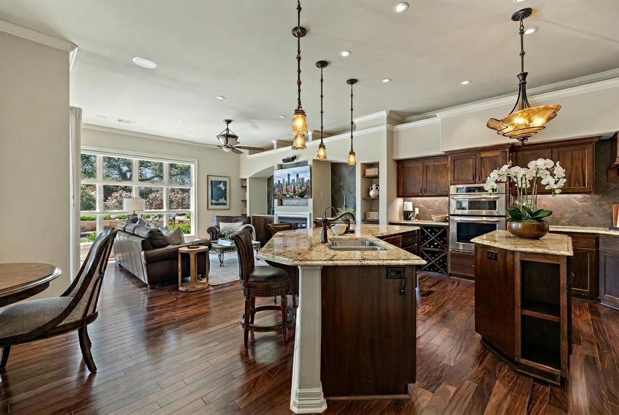 27435 Waterfall Hill Pkwy, Spicewood, TX 78669