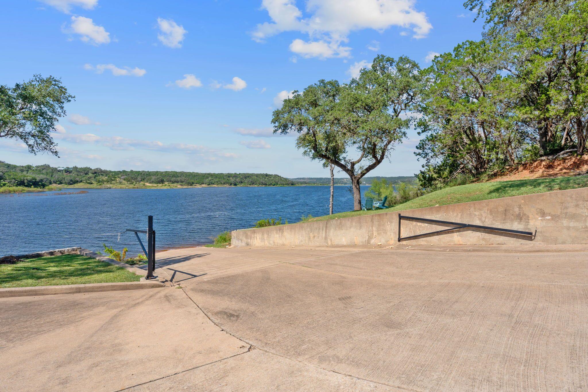 27435 Waterfall Hill Pkwy, Spicewood, TX 78669