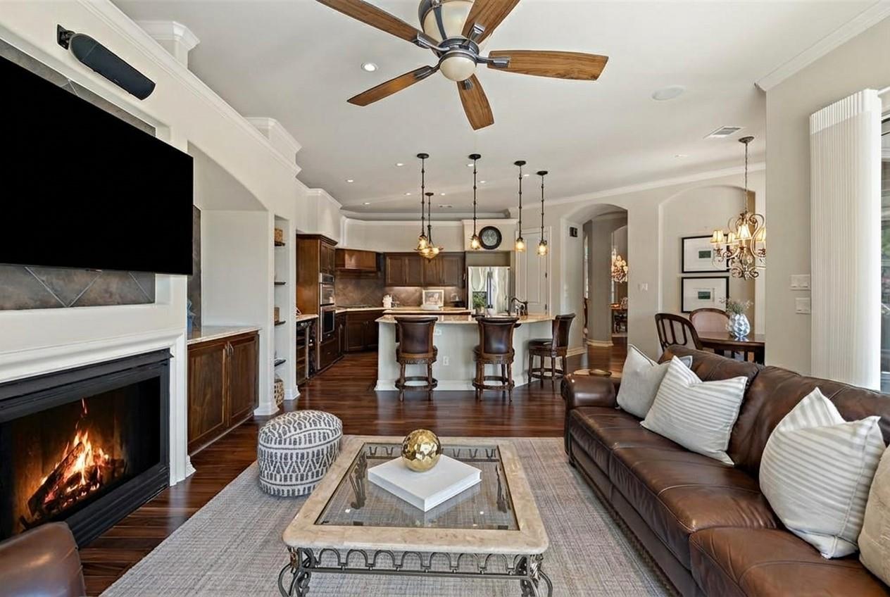 27435 Waterfall Hill Pkwy, Spicewood, TX 78669