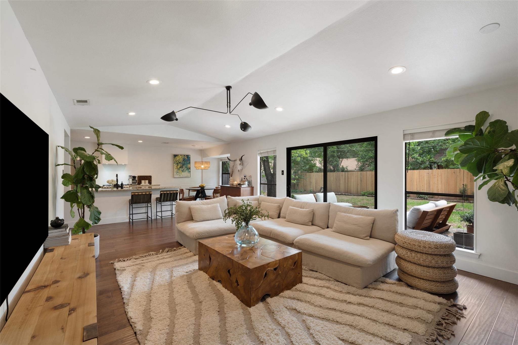 4705 Fieldstone Dr, Austin, TX 78735