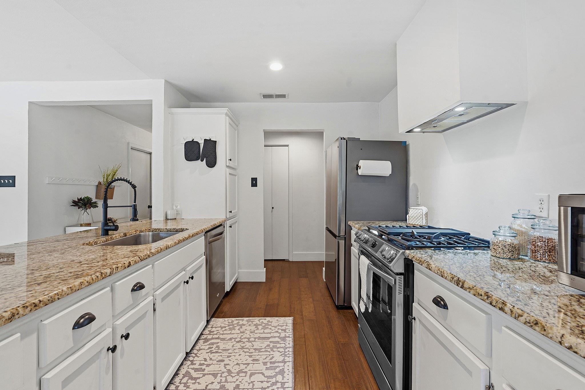 4705 Fieldstone Dr, Austin, TX 78735