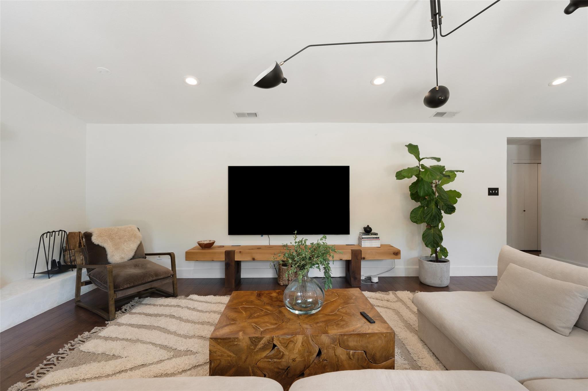 4705 Fieldstone Dr, Austin, TX 78735