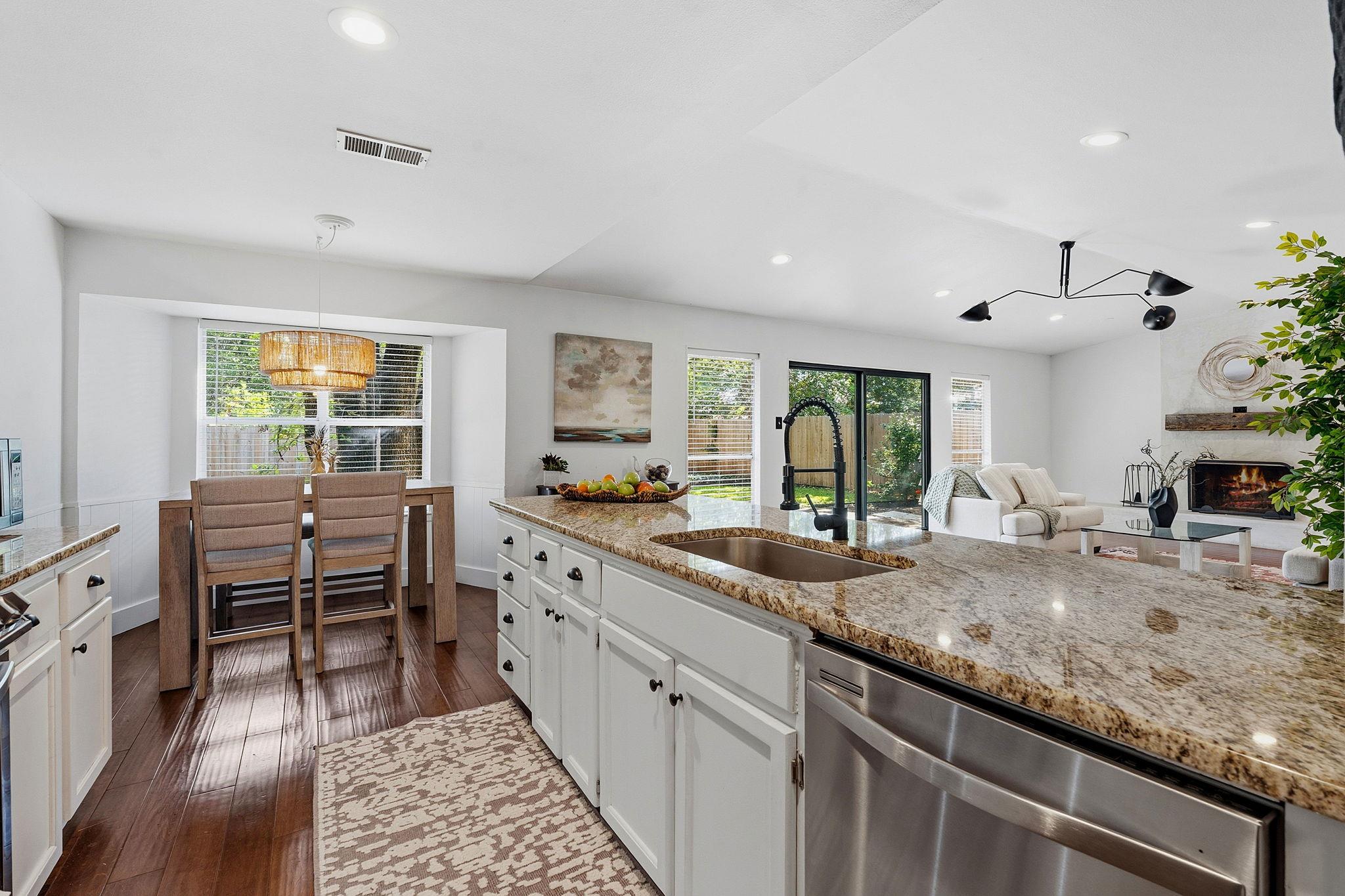 4705 Fieldstone Dr, Austin, TX 78735