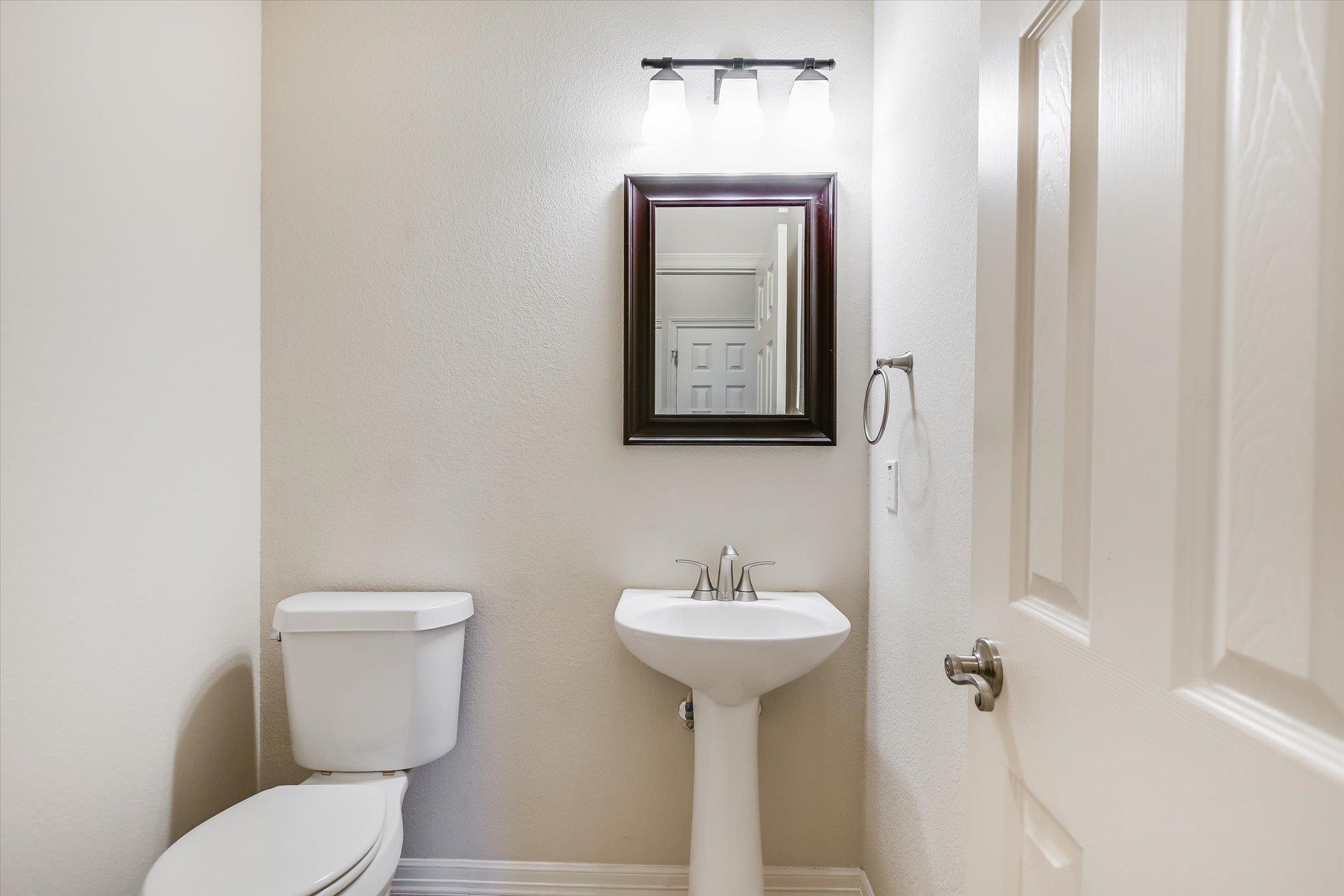 2300 Village View Loop, Pflugerville, TX 78660