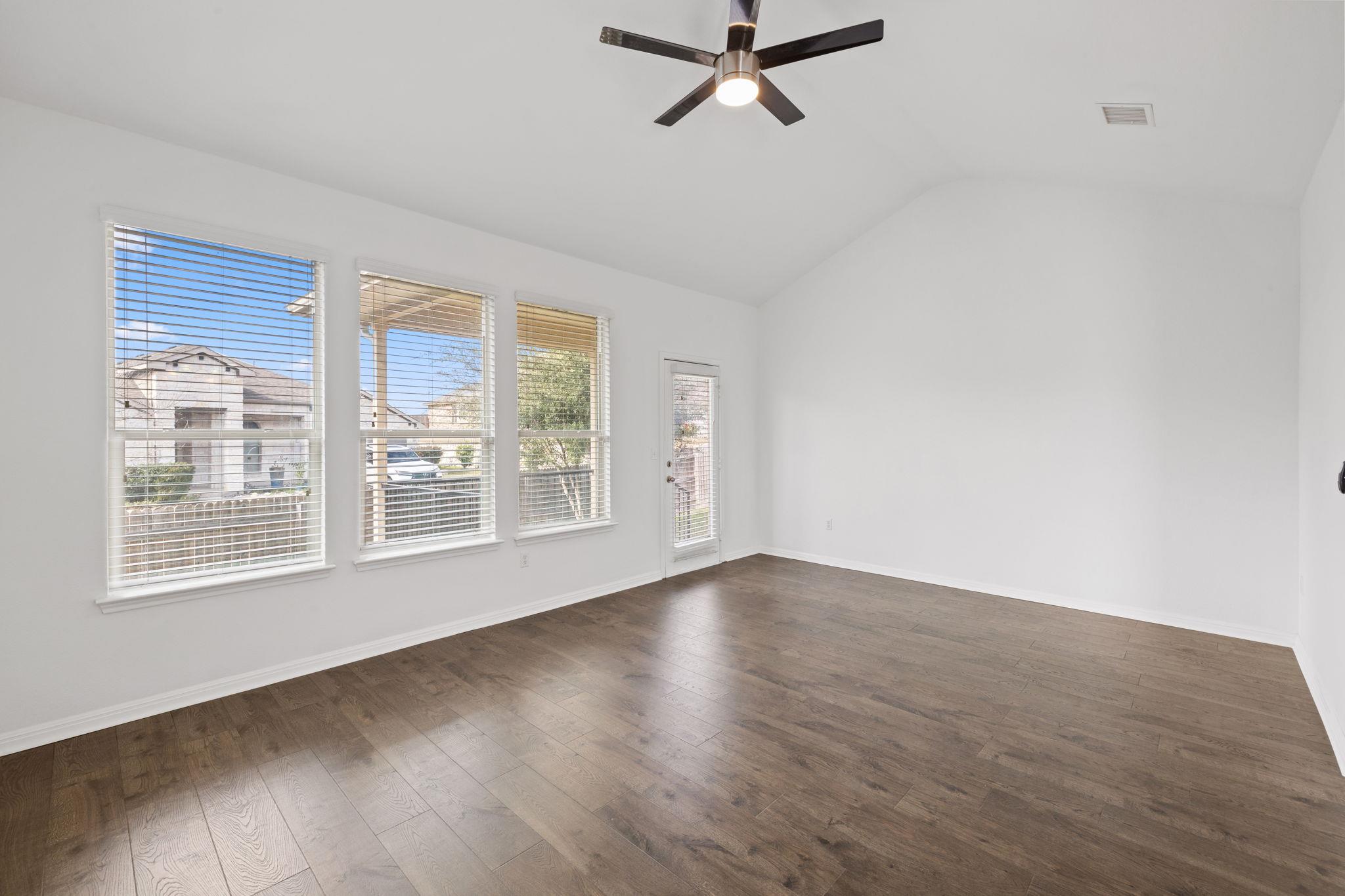 10906 Bruneau Trl, Austin, TX 78754